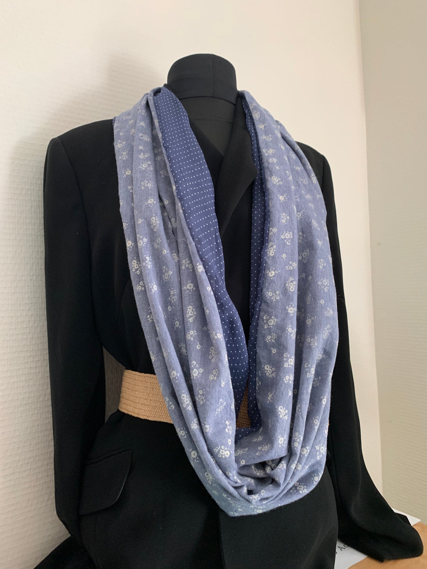 Double tour de cou Jean’s voile bleu MODELE UNIQUE