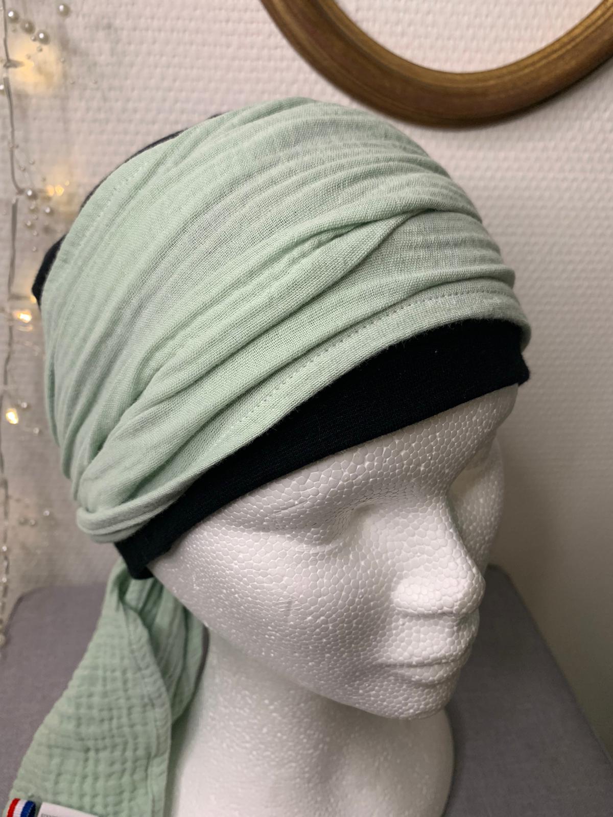 Sublimant 47 Ensemble bonnet de chimiothérapie/ Alopécie et son foulard en double gaze uni vert d'eau