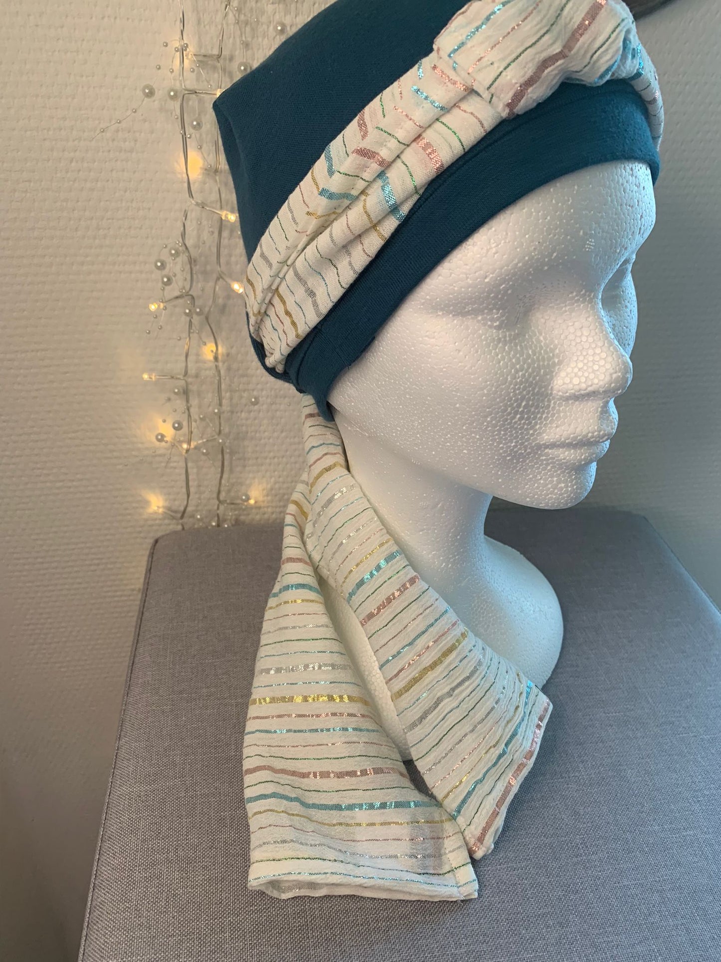 Sublimant 12 Ensemble bonnet de chimiothérapie / Alopécie et son foulard voile rayures brillantes
