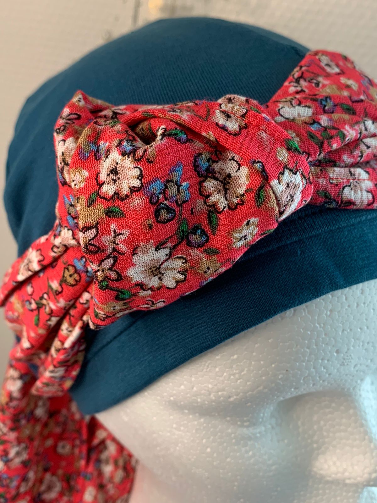 Sublimant 45 Ensemble bonnet de chimiothérapie/ Alopécie et son foulard