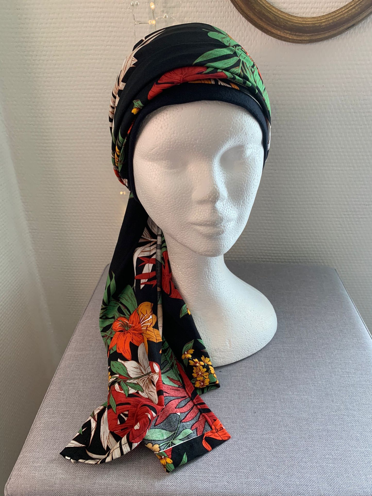Sublimant 38.N Ensemble bonnet de chimiothérapie/ Alopécie et son foulard