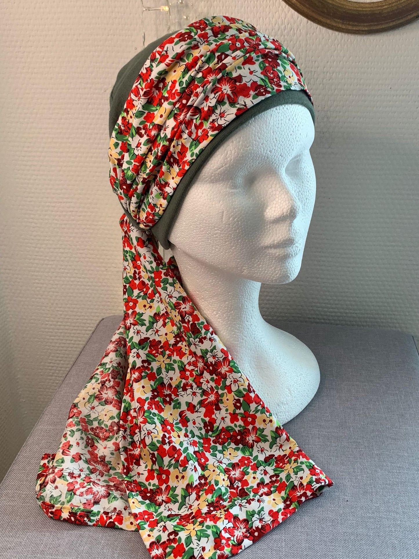 Sublimant 43.V Ensemble bonnet de chimiothérapie/ Alopécie et son foulard