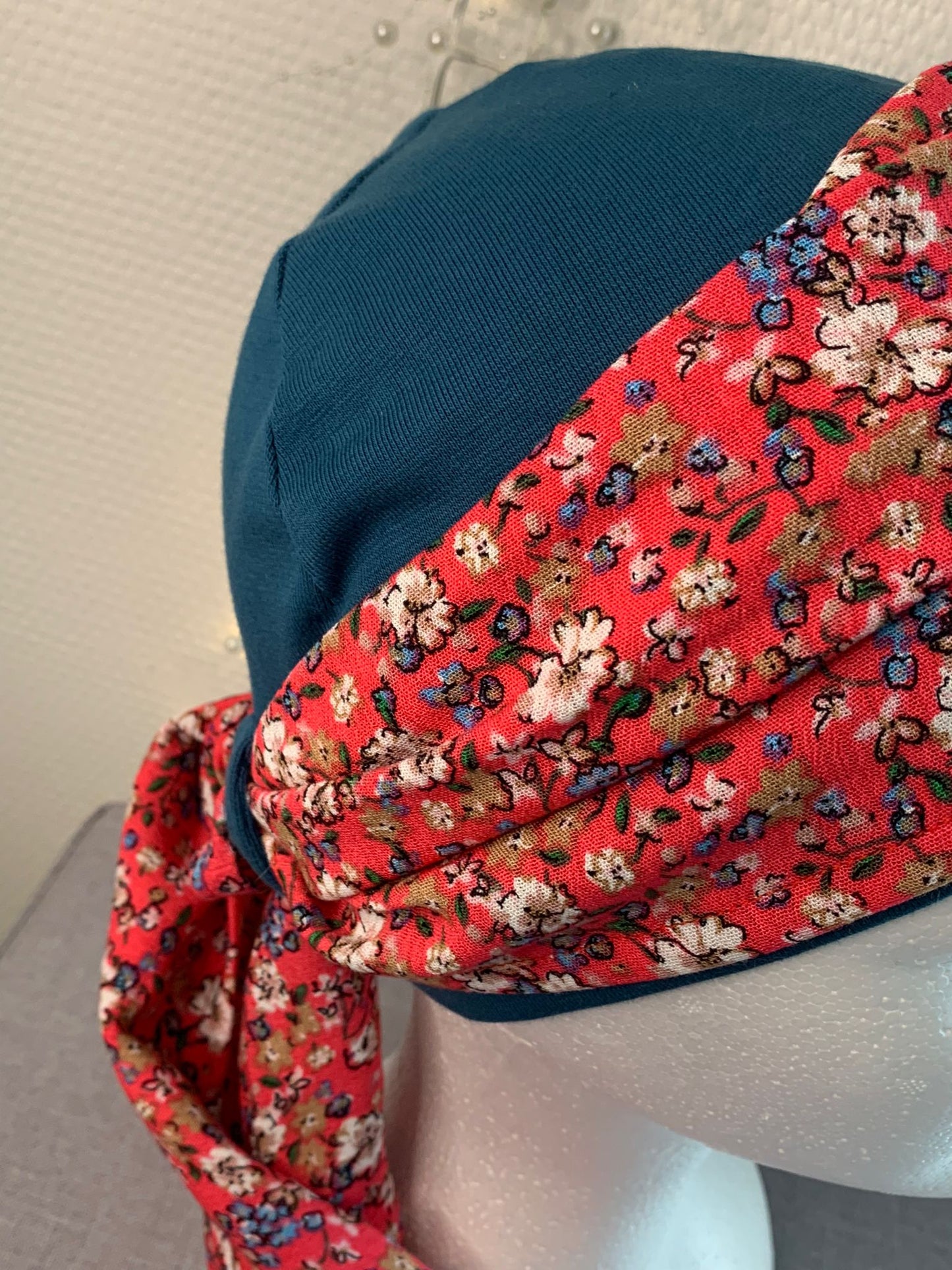 Sublimant 45 Ensemble bonnet de chimiothérapie/ Alopécie et son foulard
