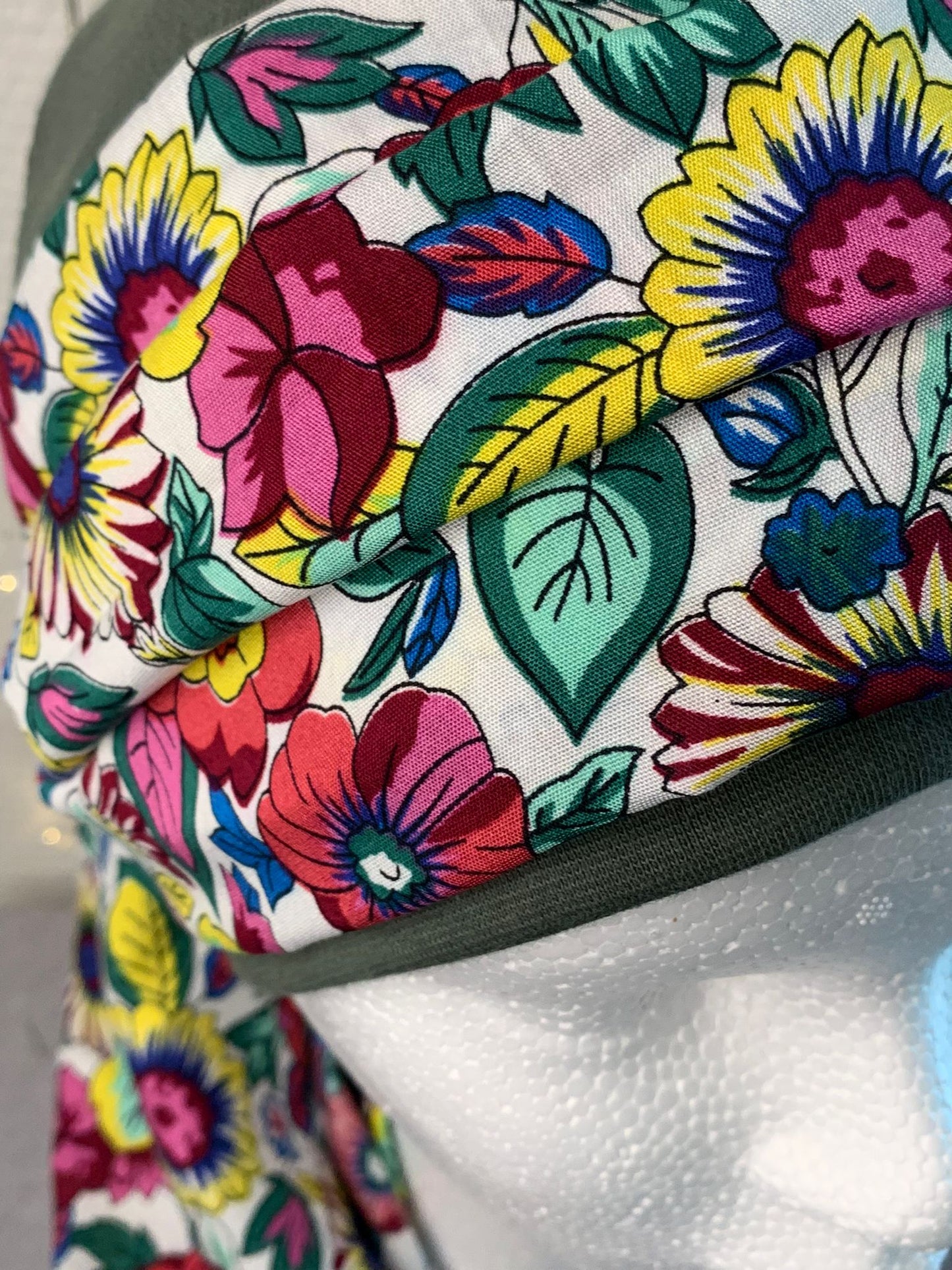 Sublimant 40.V Ensemble bonnet de chimiothérapie/ Alopécie et son foulard