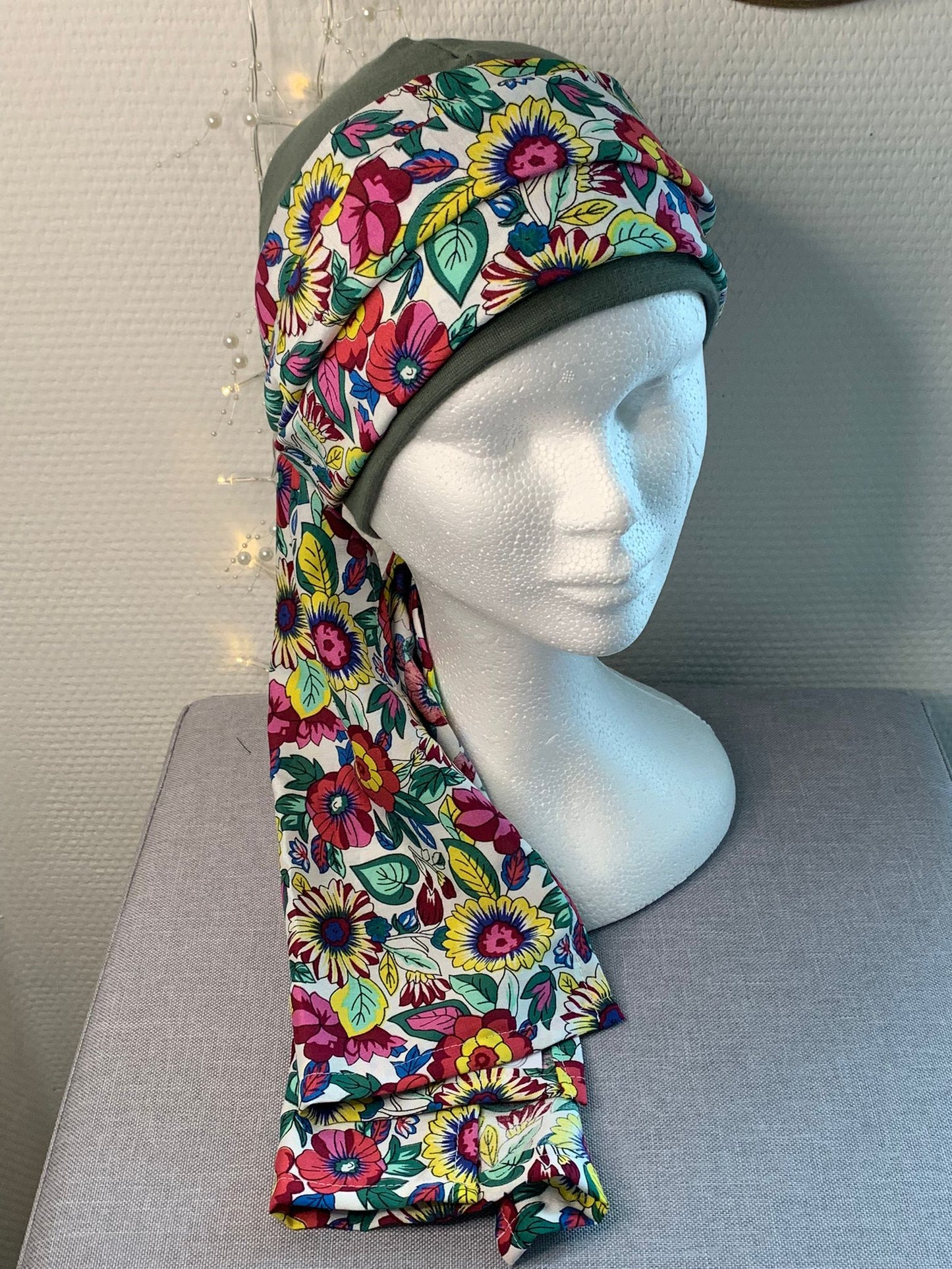 Sublimant 40.V Ensemble bonnet de chimiothérapie/ Alopécie et son foulard