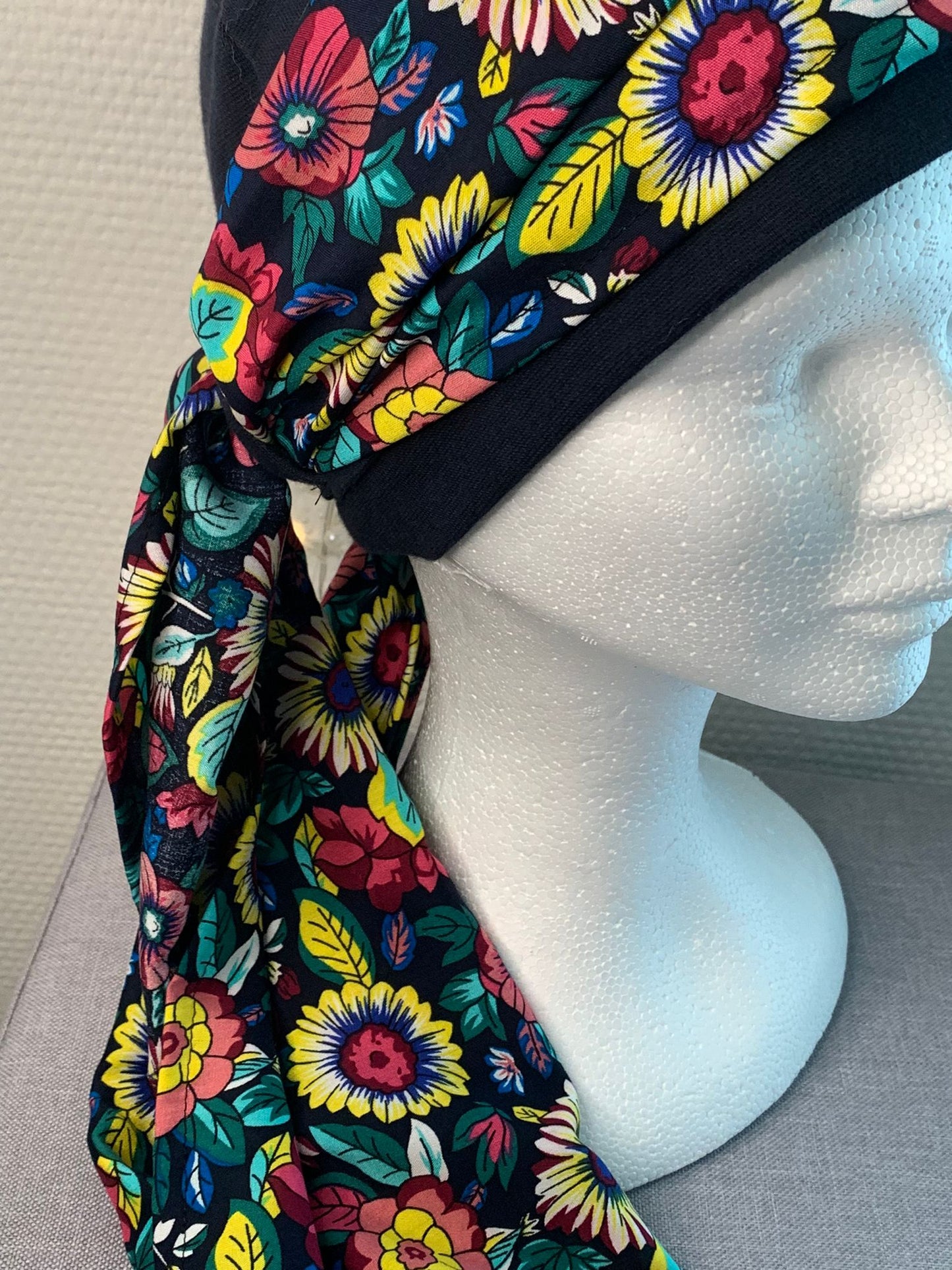Sublimant 44.N Ensemble bonnet de chimiothérapie/ Alopécie et son foulard