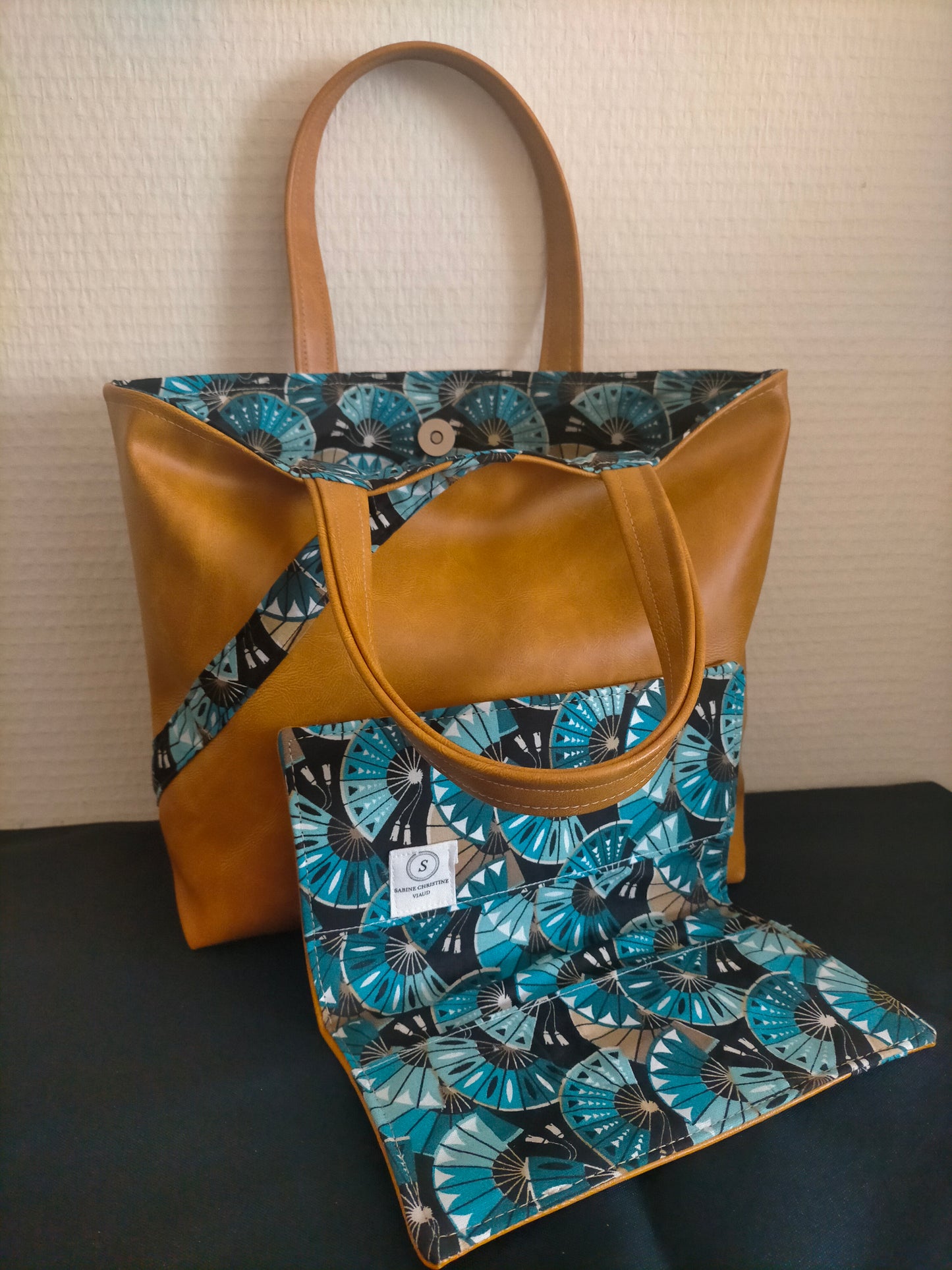 Commande ^personnalisée Sac cabas et son porte chéquier