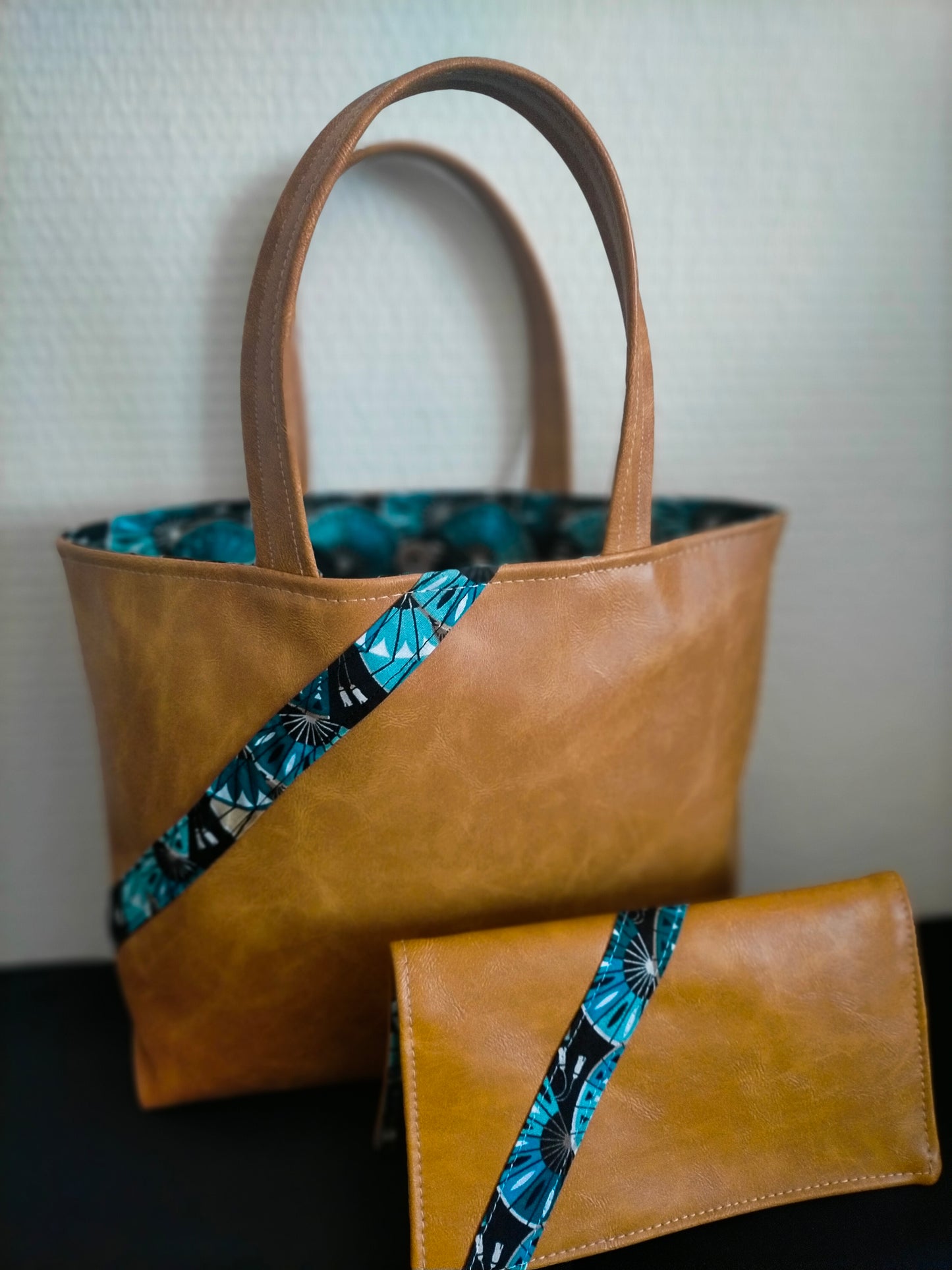 Commande ^personnalisée Sac cabas et son porte chéquier