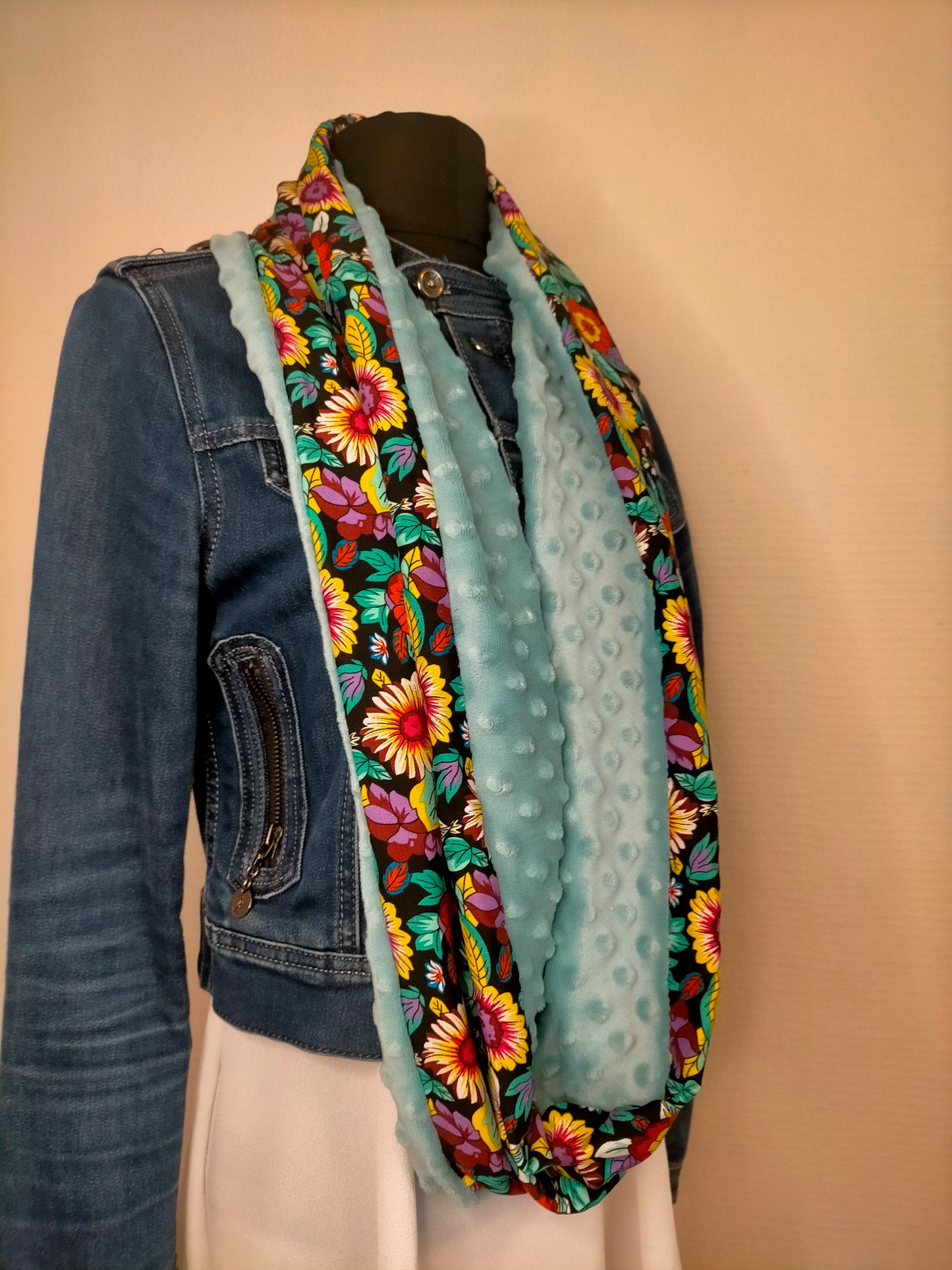 Meeky fleuri Double snood en minky et viscose