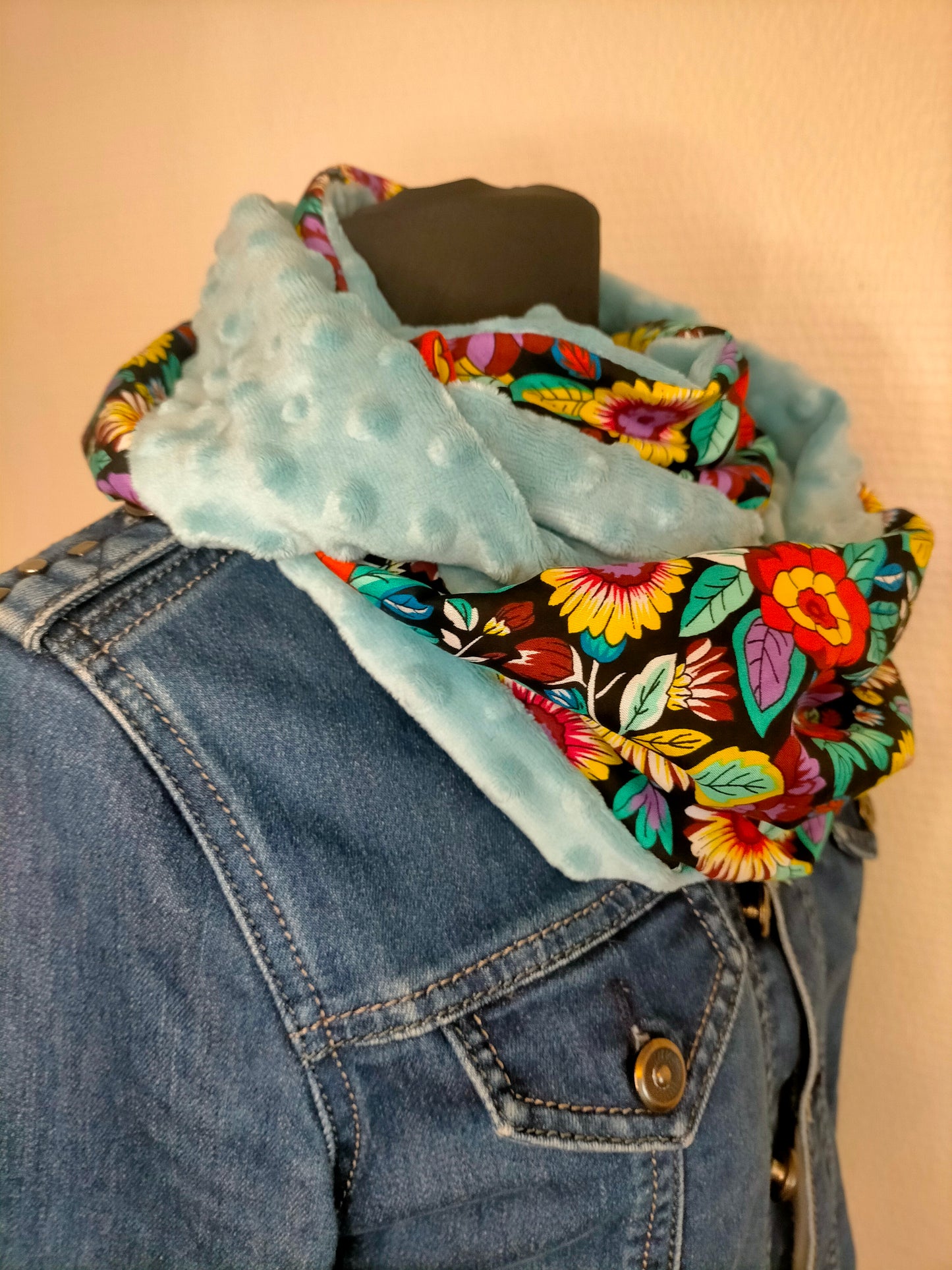 Meeky fleuri Double snood en minky et viscose