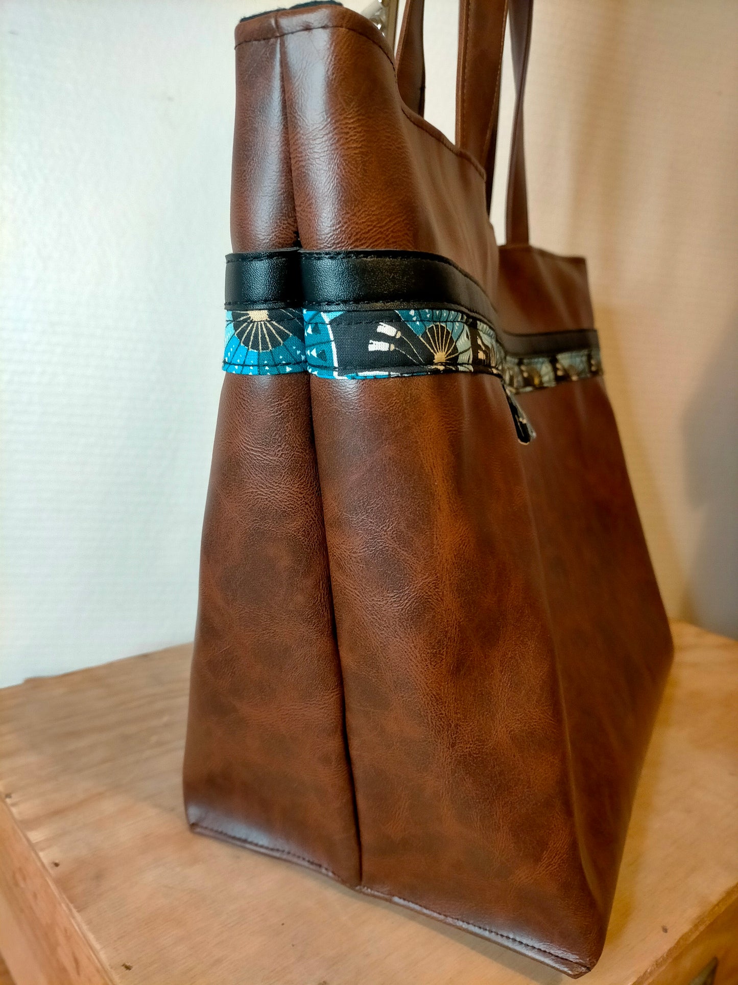 Commande personnalisée Grand Sac cabas porte documents, porte chéquier, porte clefs et porte CB