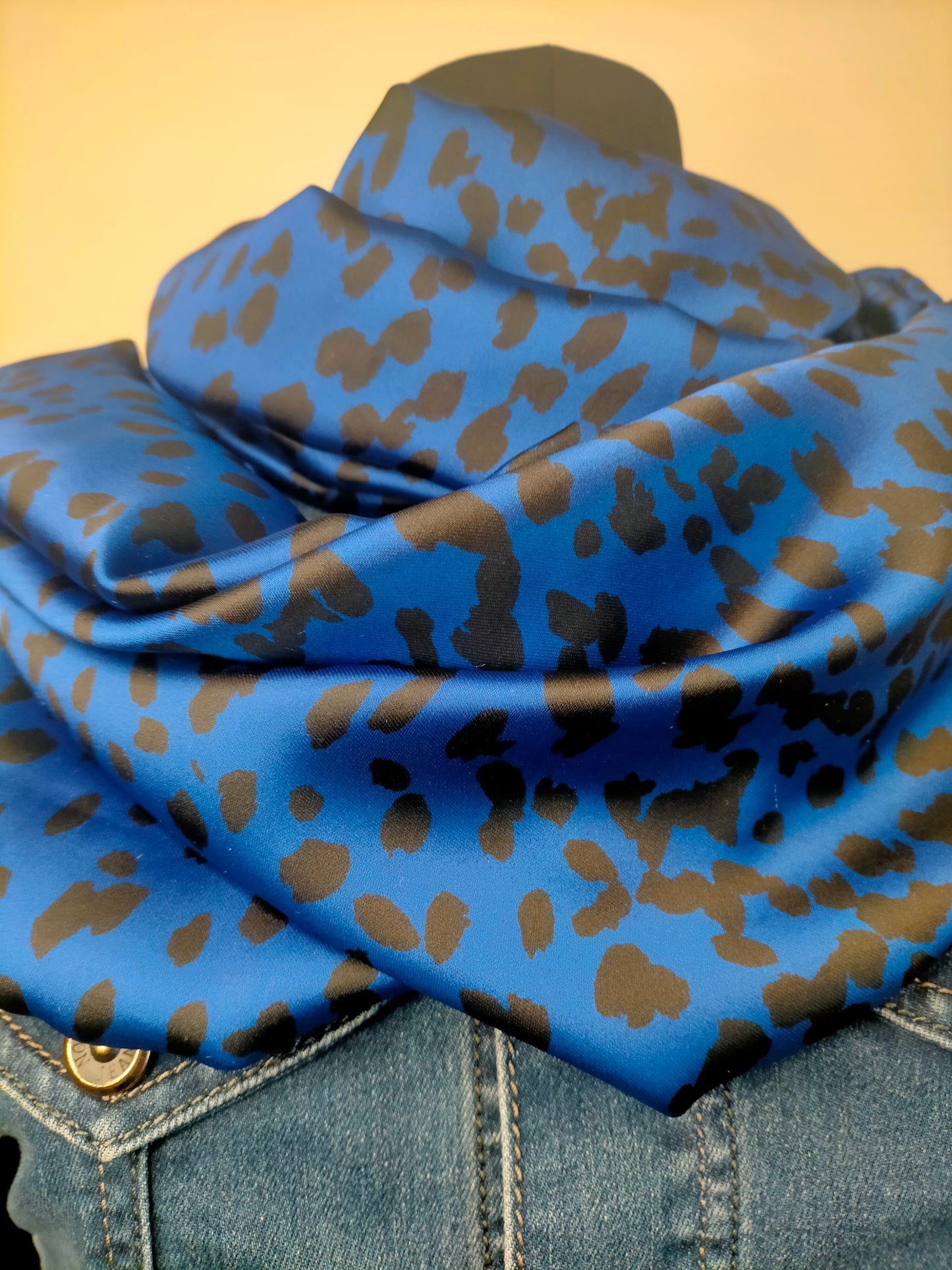 Versa bleu Big double snood en satin