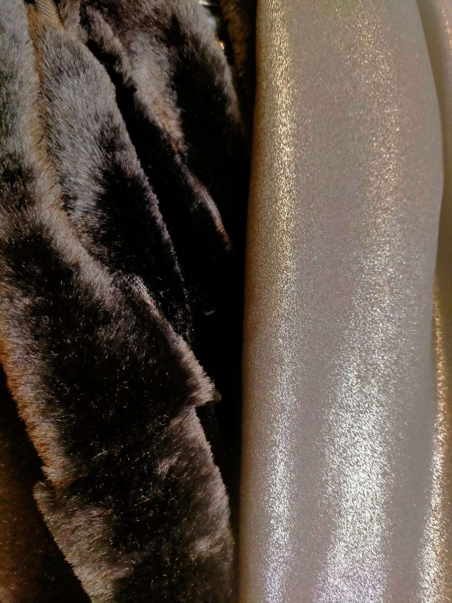 Fourrure brillante Très Large double snood fourrure et viscose noire brillante