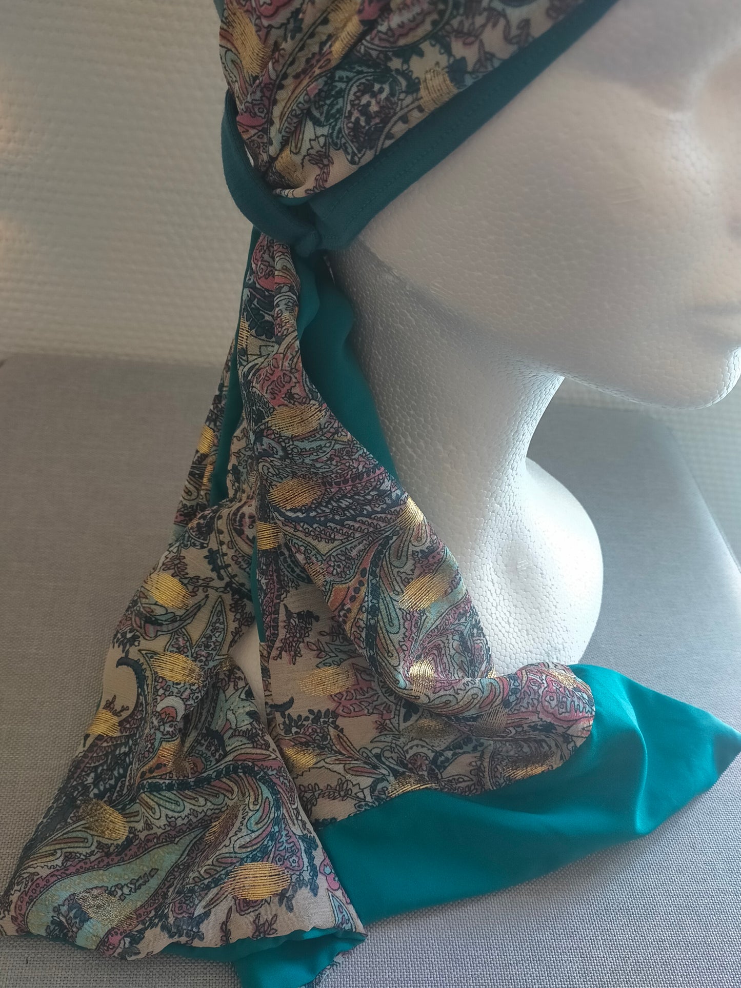 Sublimant 20 Ensemble bonnet de chimiothérapie/Alopécie et son foulard REVERSIBLE MODELE UNIQUE
