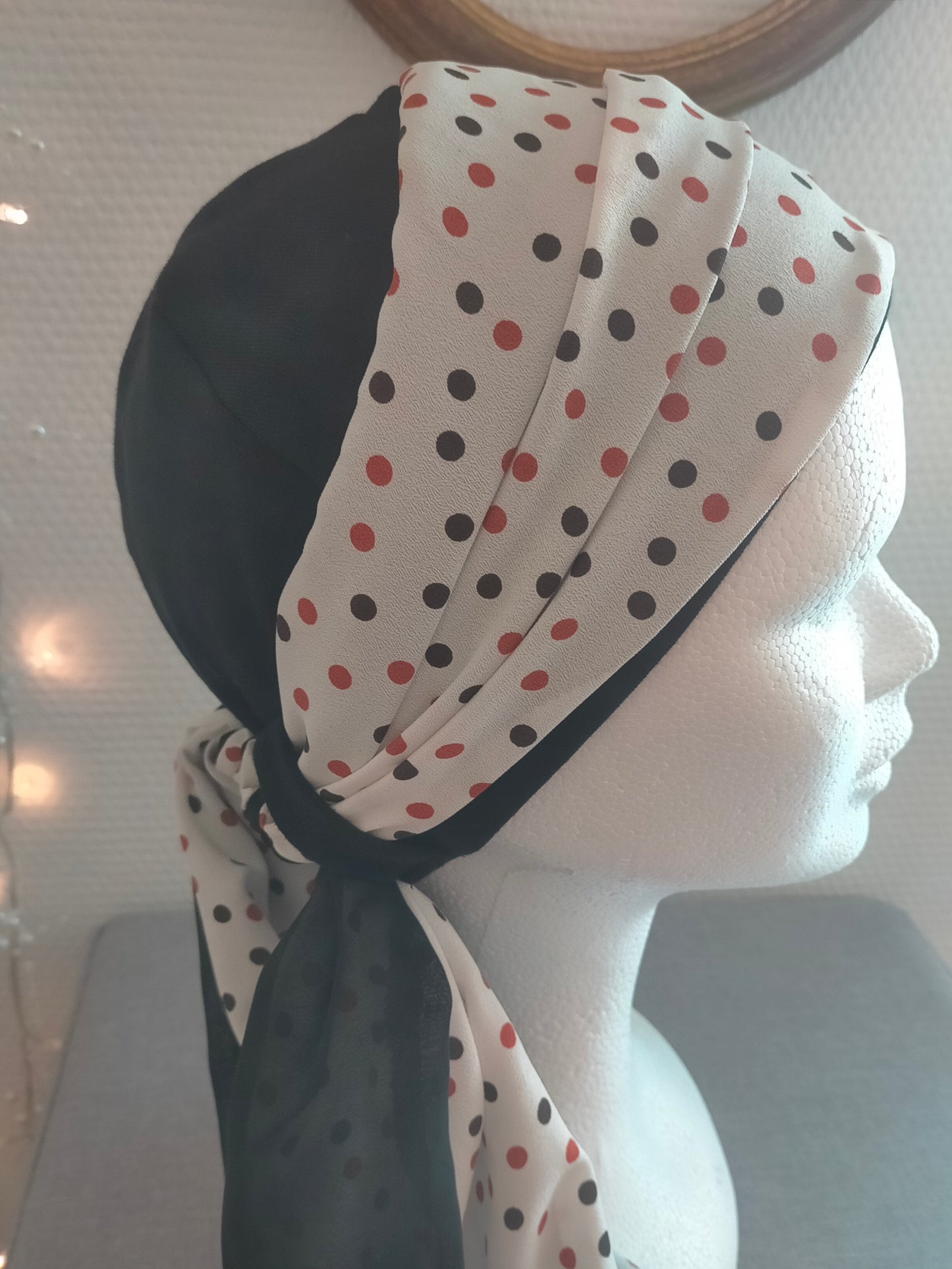 Sublimant 9 Ensemble bonnet de chimiothérapie/ Alopécie et son foulard REVERSIBLE en viscose et voile noir uni