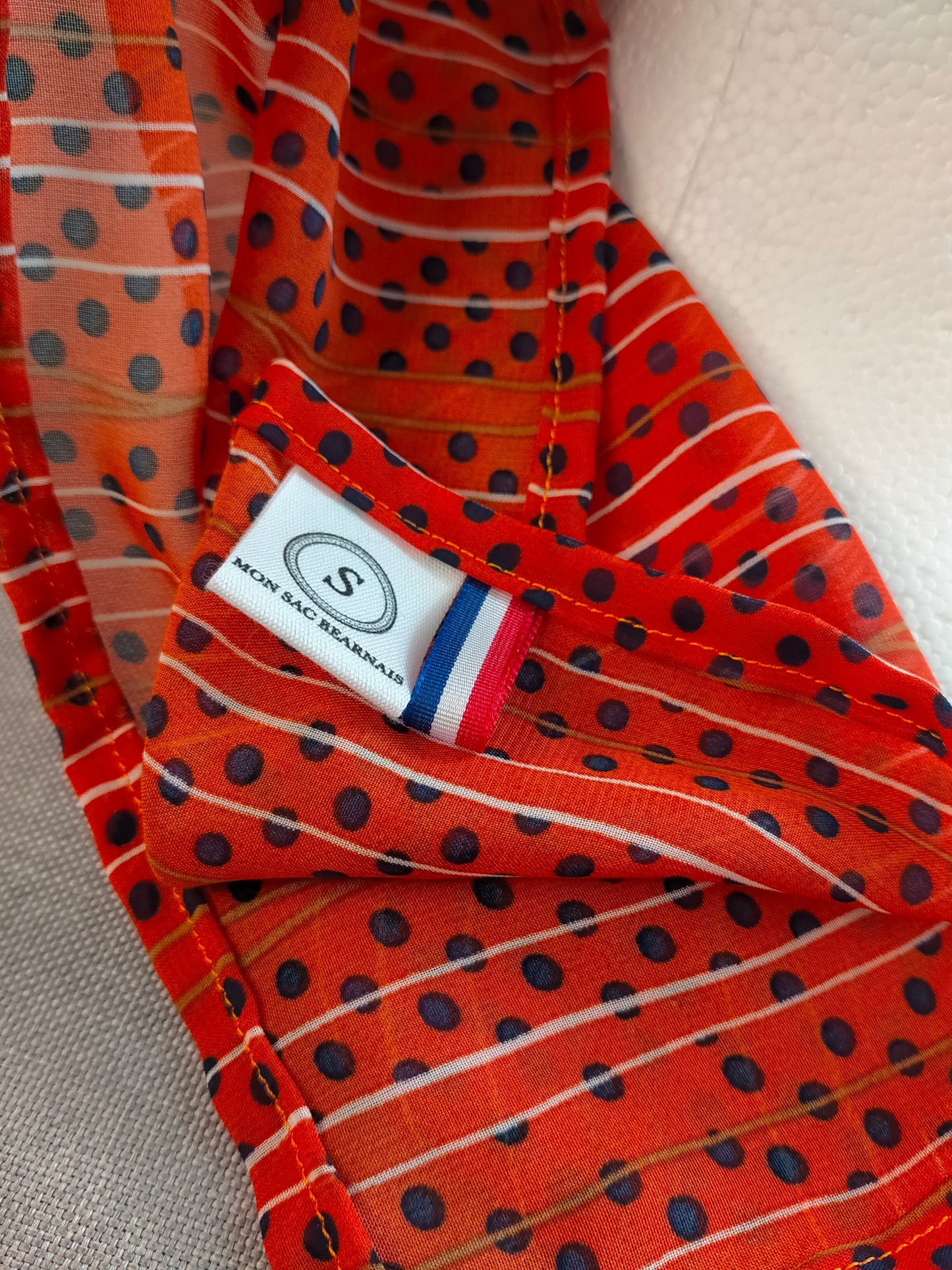 Sublimant 23 Ensemble Bonnet de chimiothérapie / Alopécie et son foulard en voile MODELE UNIQUE
