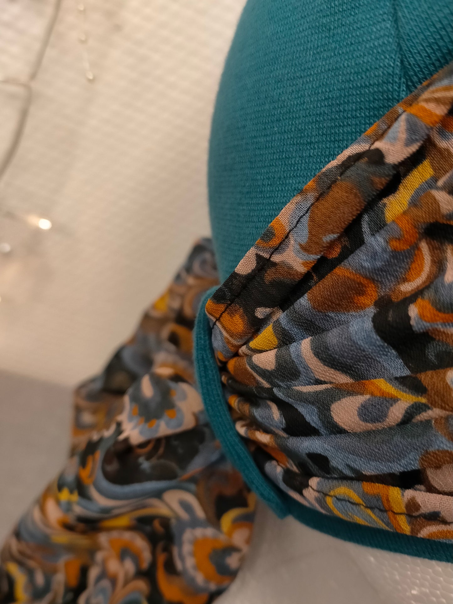 Sublimant 25 Ensemble Bonnet de chimiothérapie / Alopécie et son foulard voile