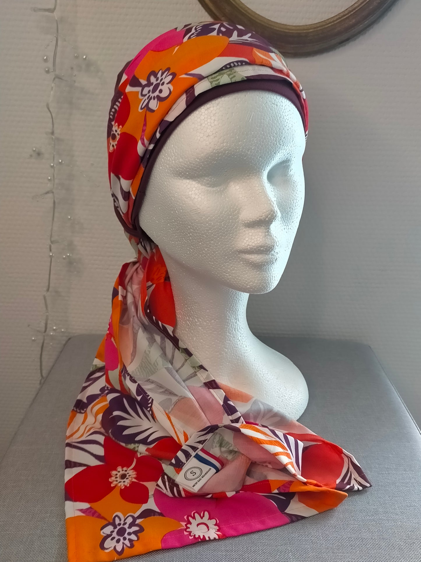Sublimant 26 Ensemble Bonnet de chimiothérapie / Alopécie et son foulard assorti