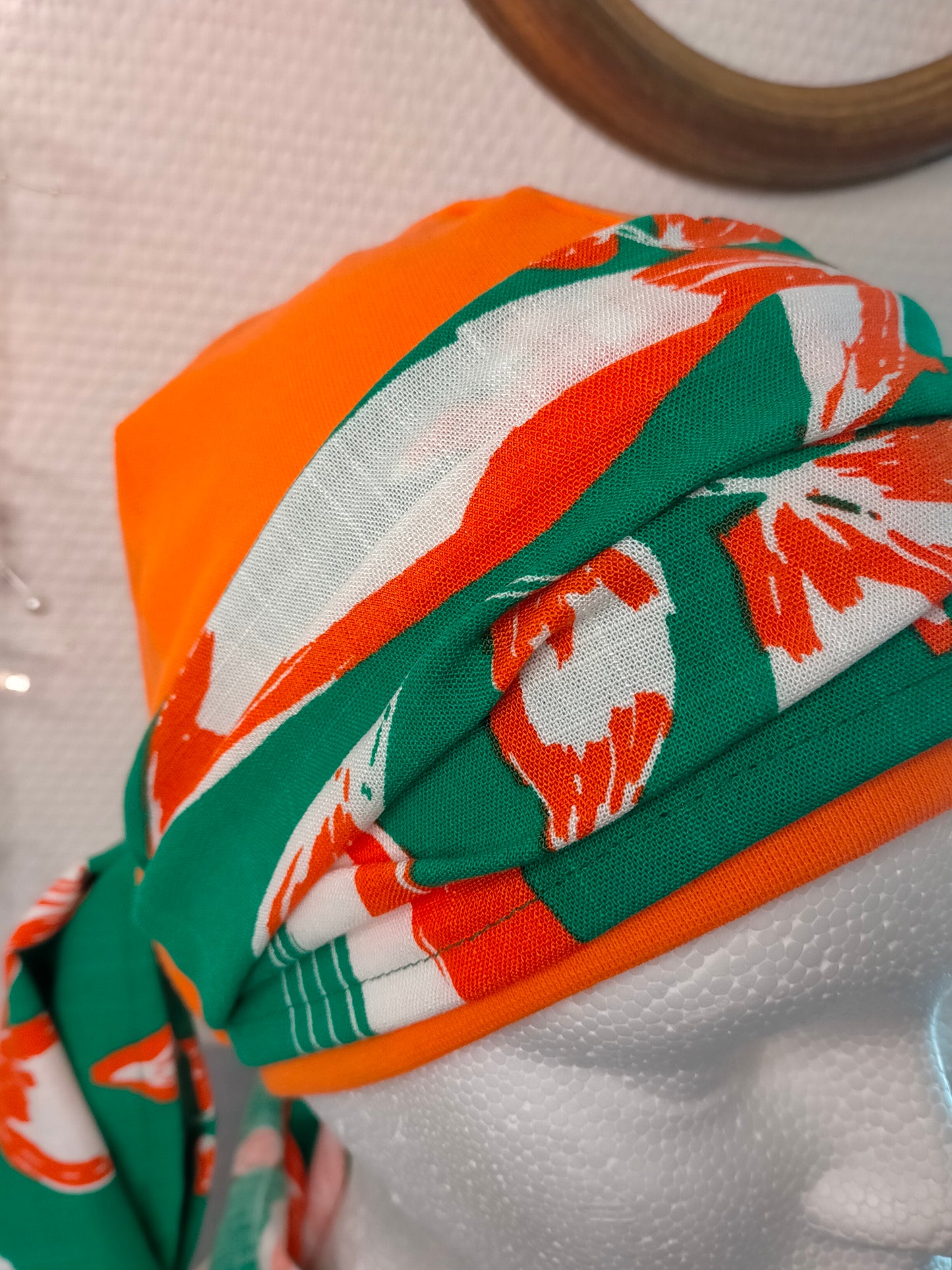 Sublimant 27 Ensemble bonnet de chimiothérapie/ Alopécie et son foulard