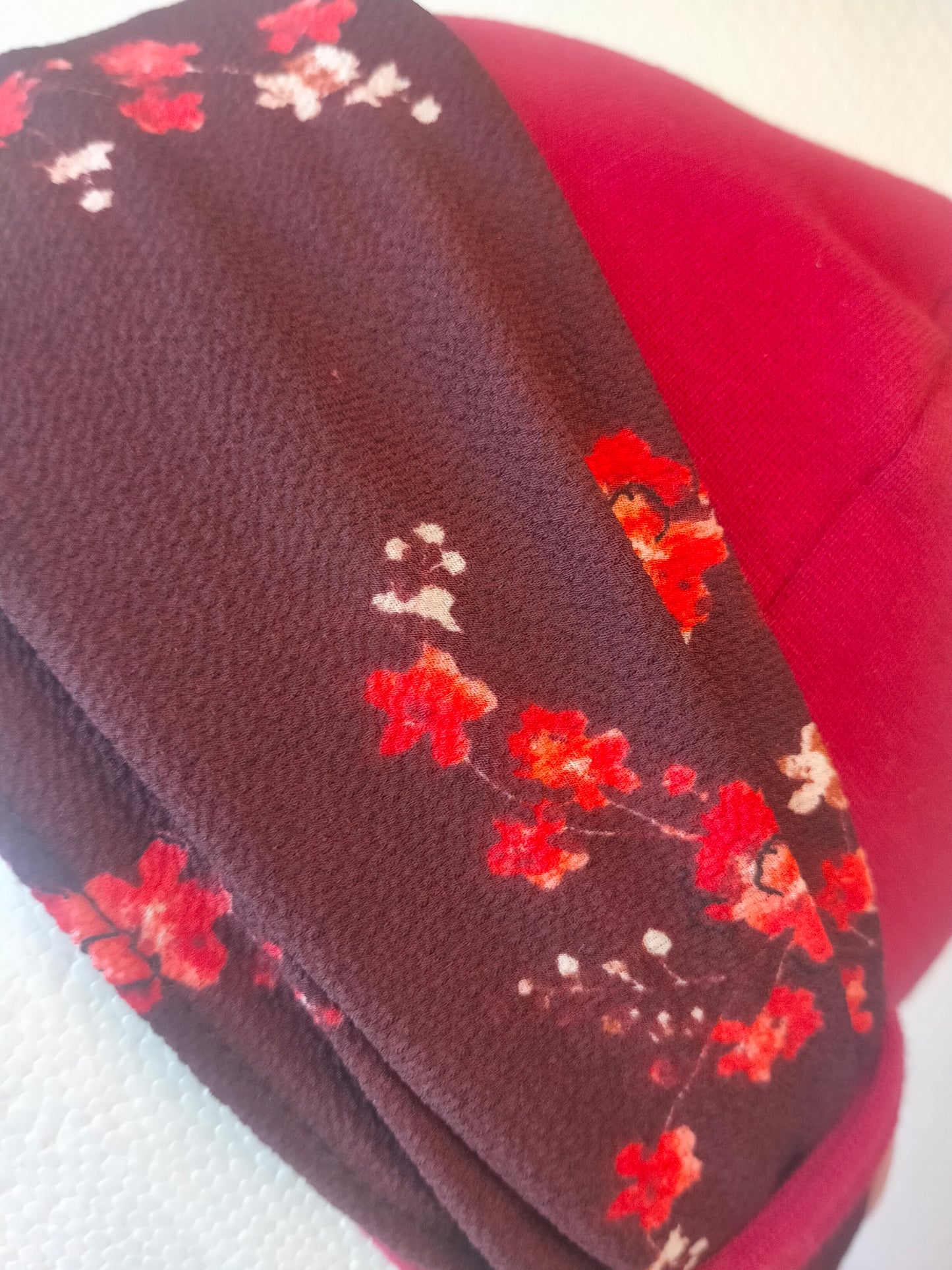 Sublimant 33 Ensemble bonnet de chimiothérapie/Alopécie et son foulard REVERSIBLE crêpe et voile