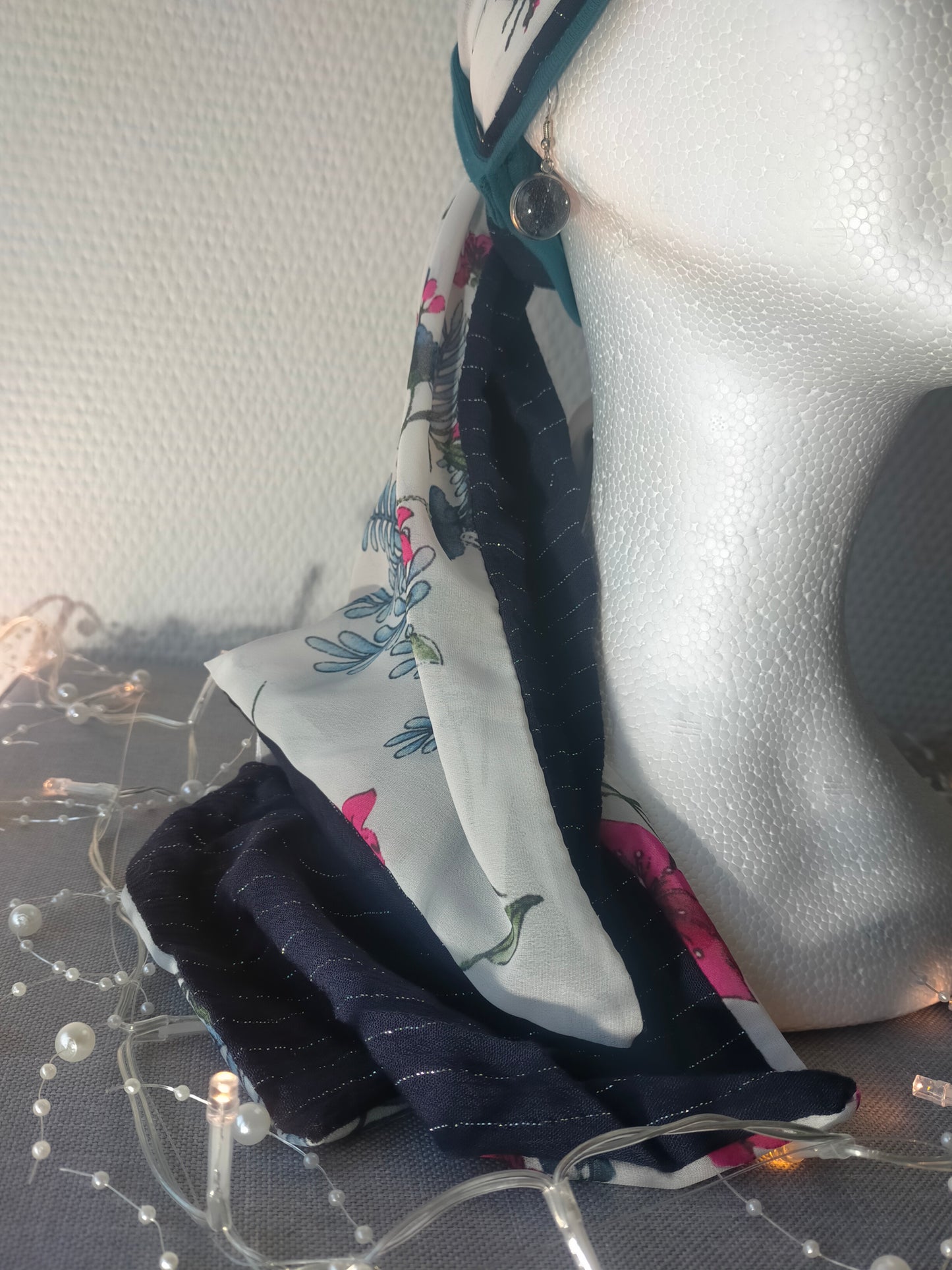 Sublimant 34 Ensemble bonnet de chimiothérapie/ Alopécie et son foulard REVERSIBLE voile viscose liseré doré