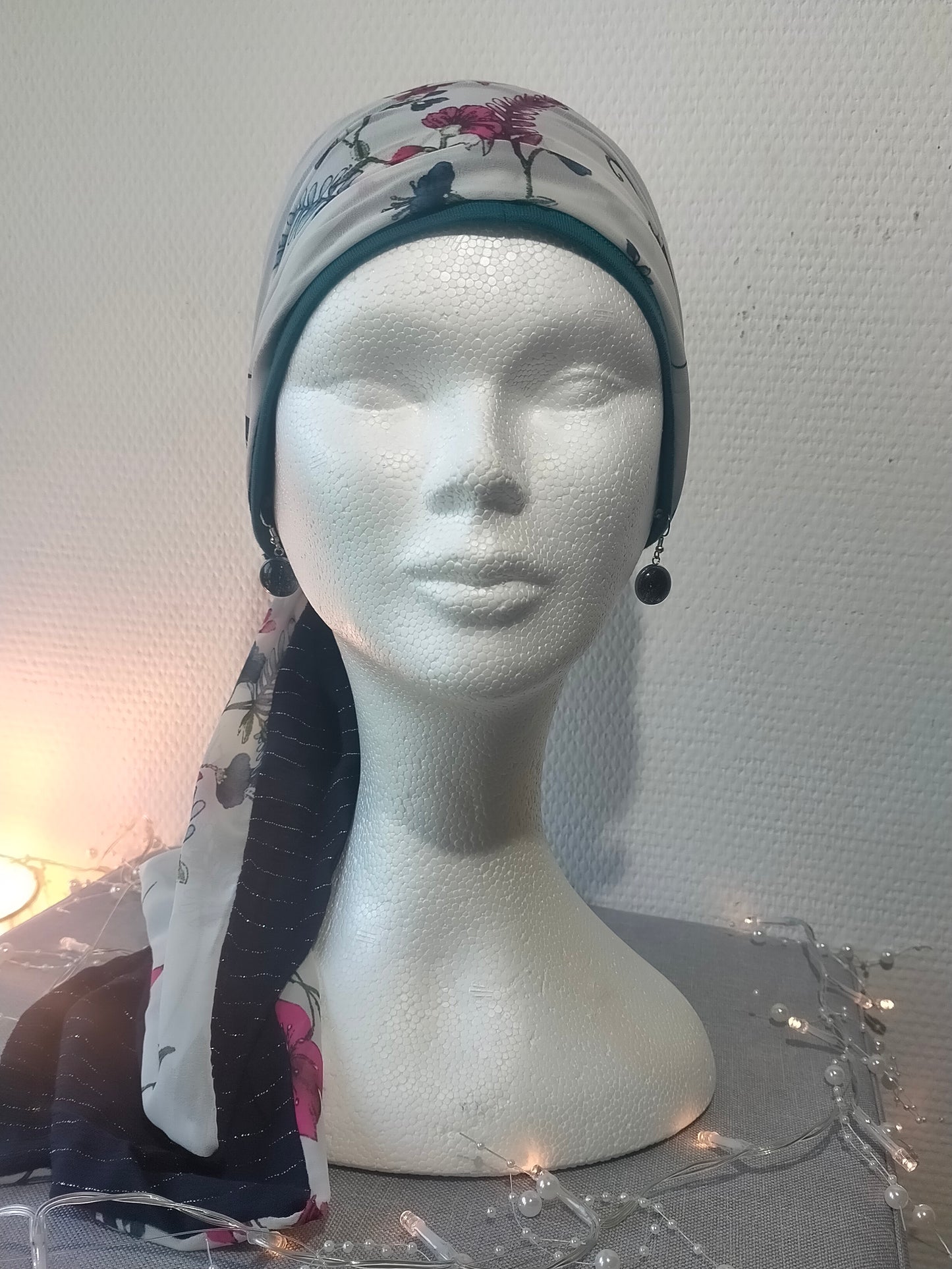 Sublimant 34 Ensemble bonnet de chimiothérapie/ Alopécie et son foulard REVERSIBLE voile viscose liseré doré