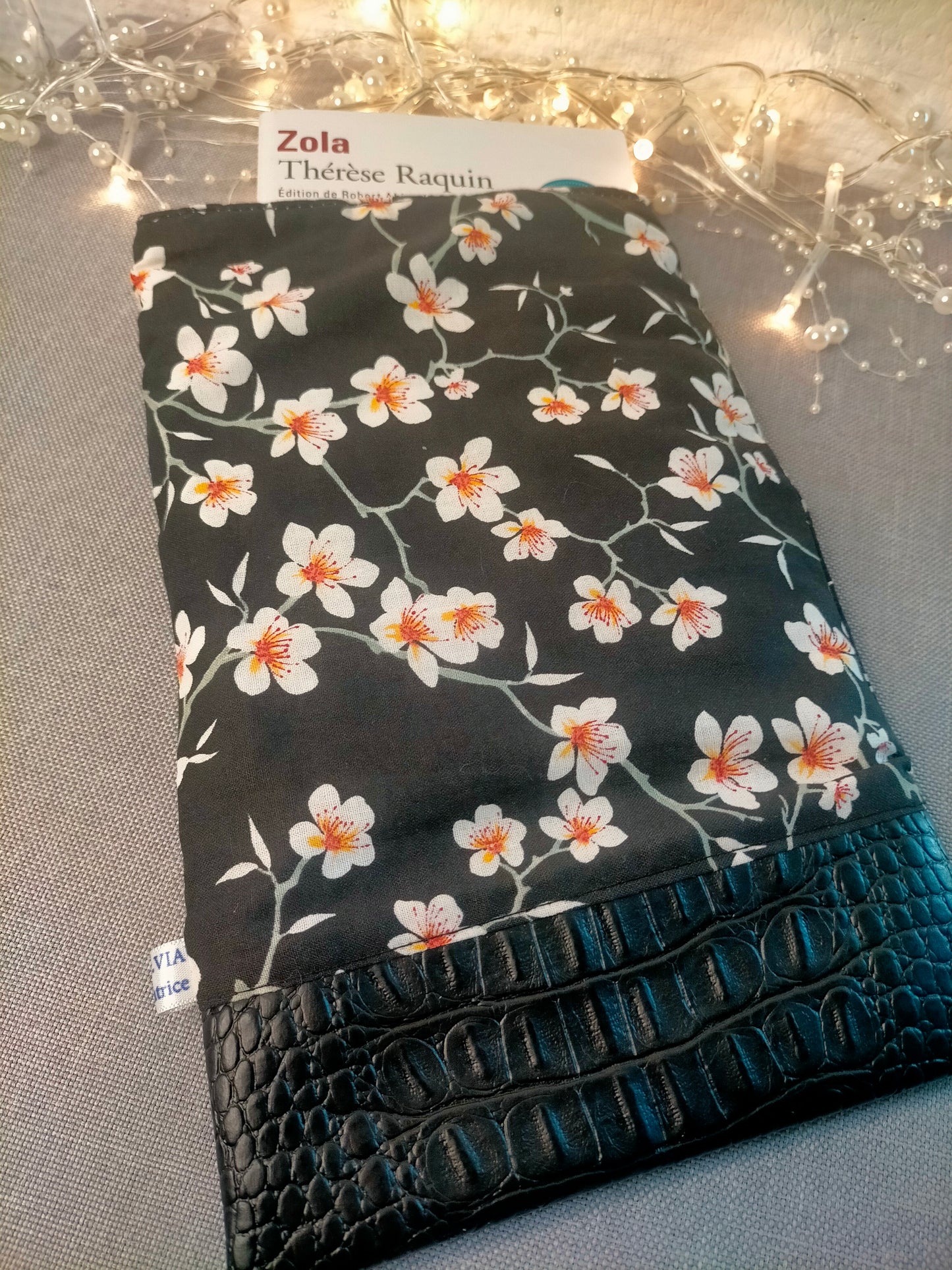 Magnolia Pochette pour livre de poche
