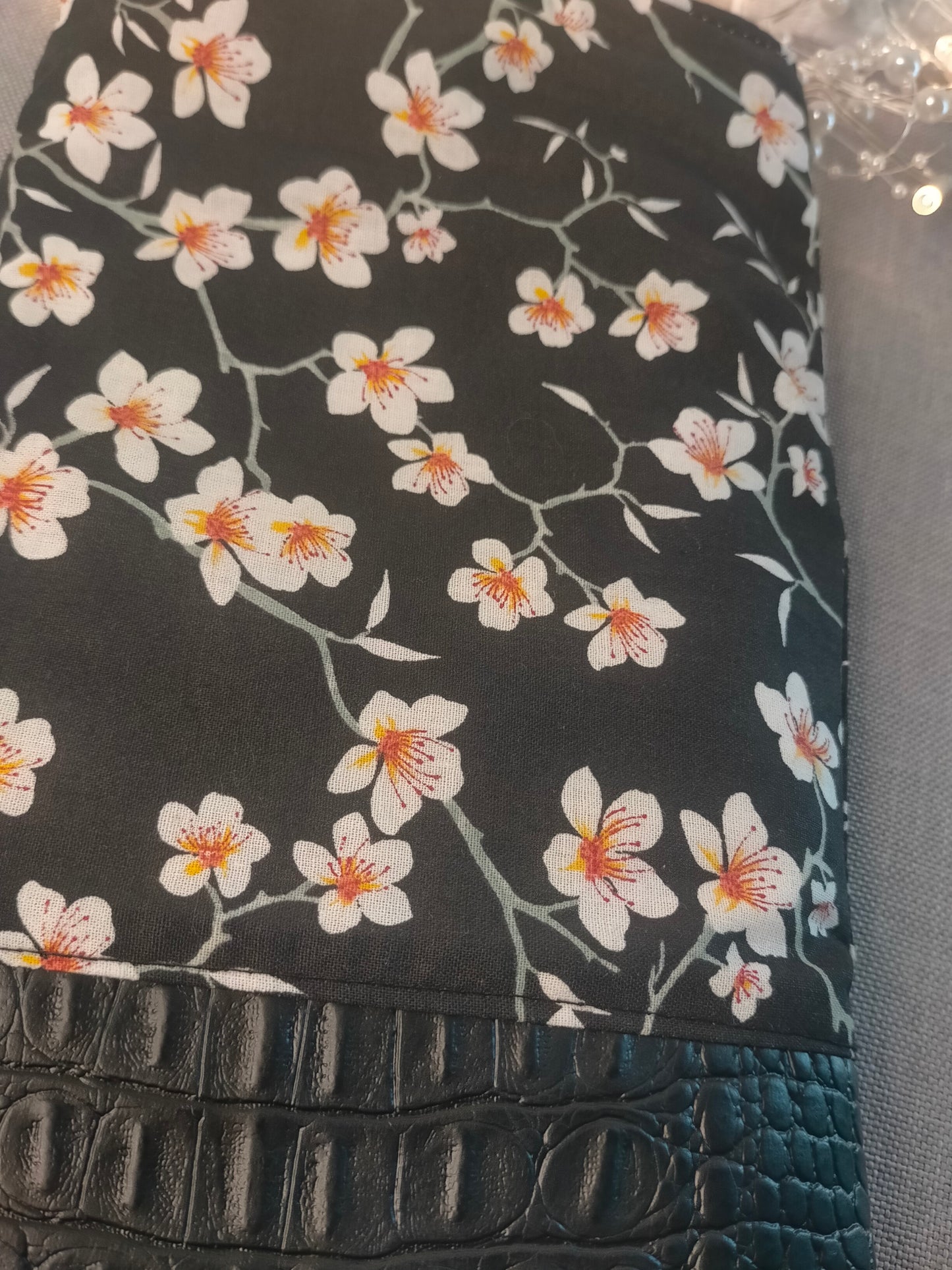Magnolia Pochette pour livre de poche