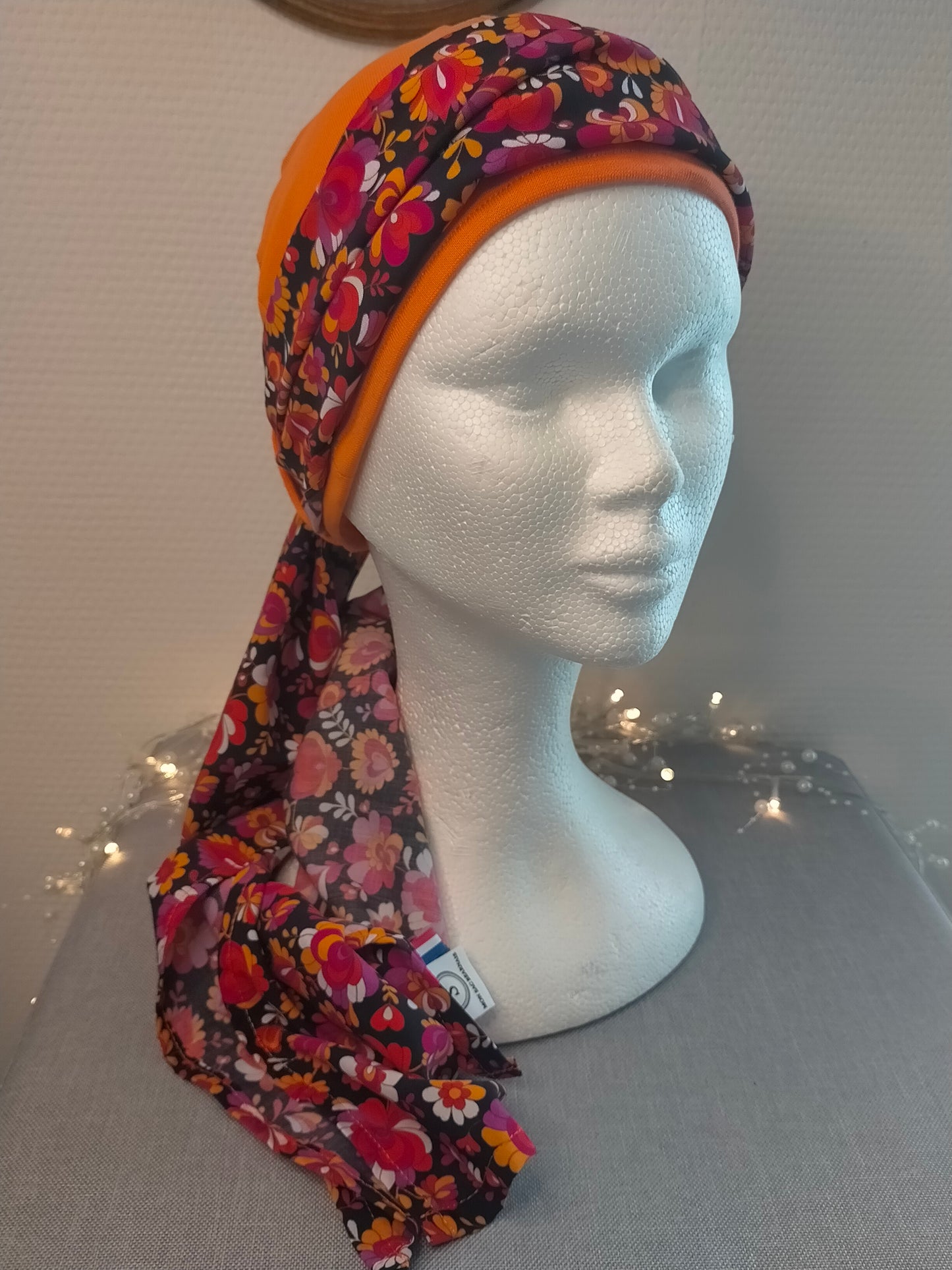 Sublimant 13.O Ensemble Bonnet de chimiothérapie/Alopécie et son foulard en viscose fleuri
