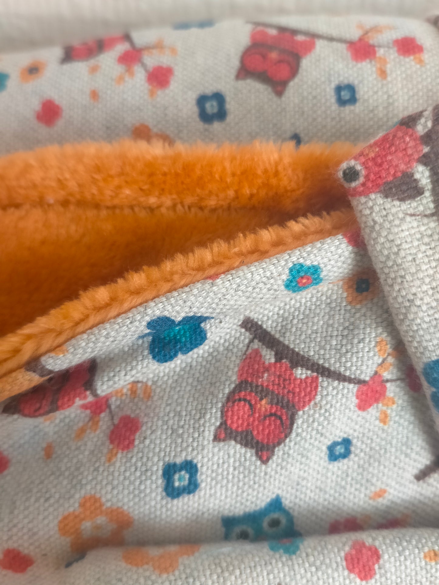 Chouette2 Grande couverture en douillette moutarde et coton 95 x 63
