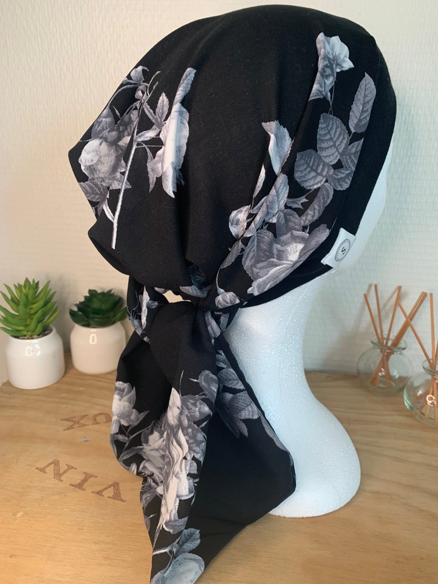 SUBLIMANT Bonnet de chimiothérapie foulard légèreté N28