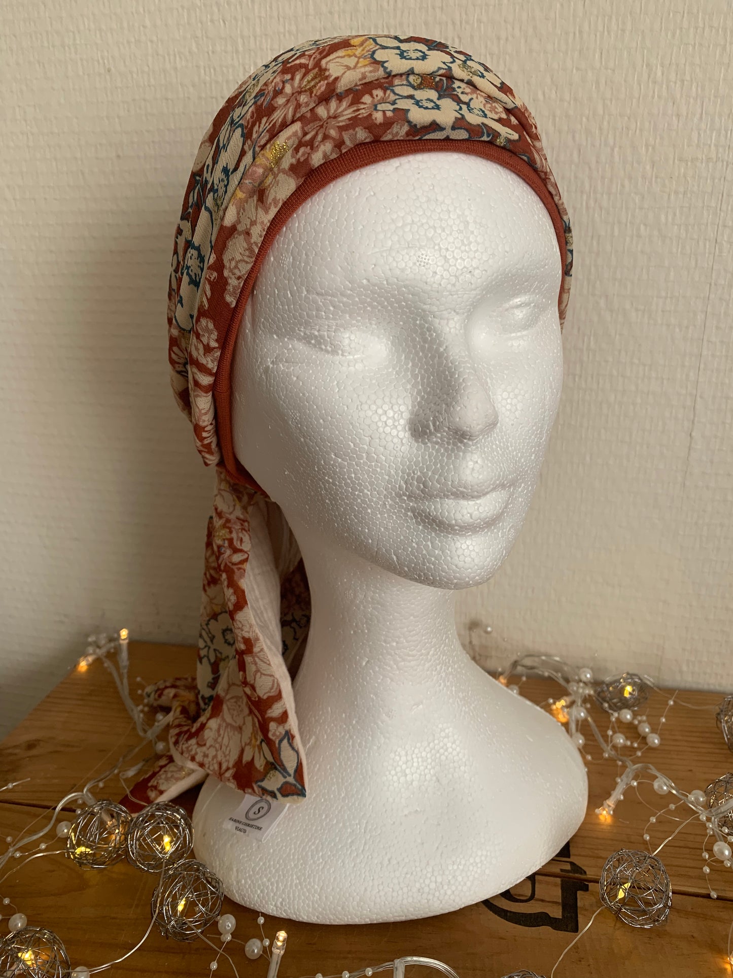Sublimant 53 Ensemble bonnet de chimiothérapie/ Alopécie et son foulard REVERSIBLE