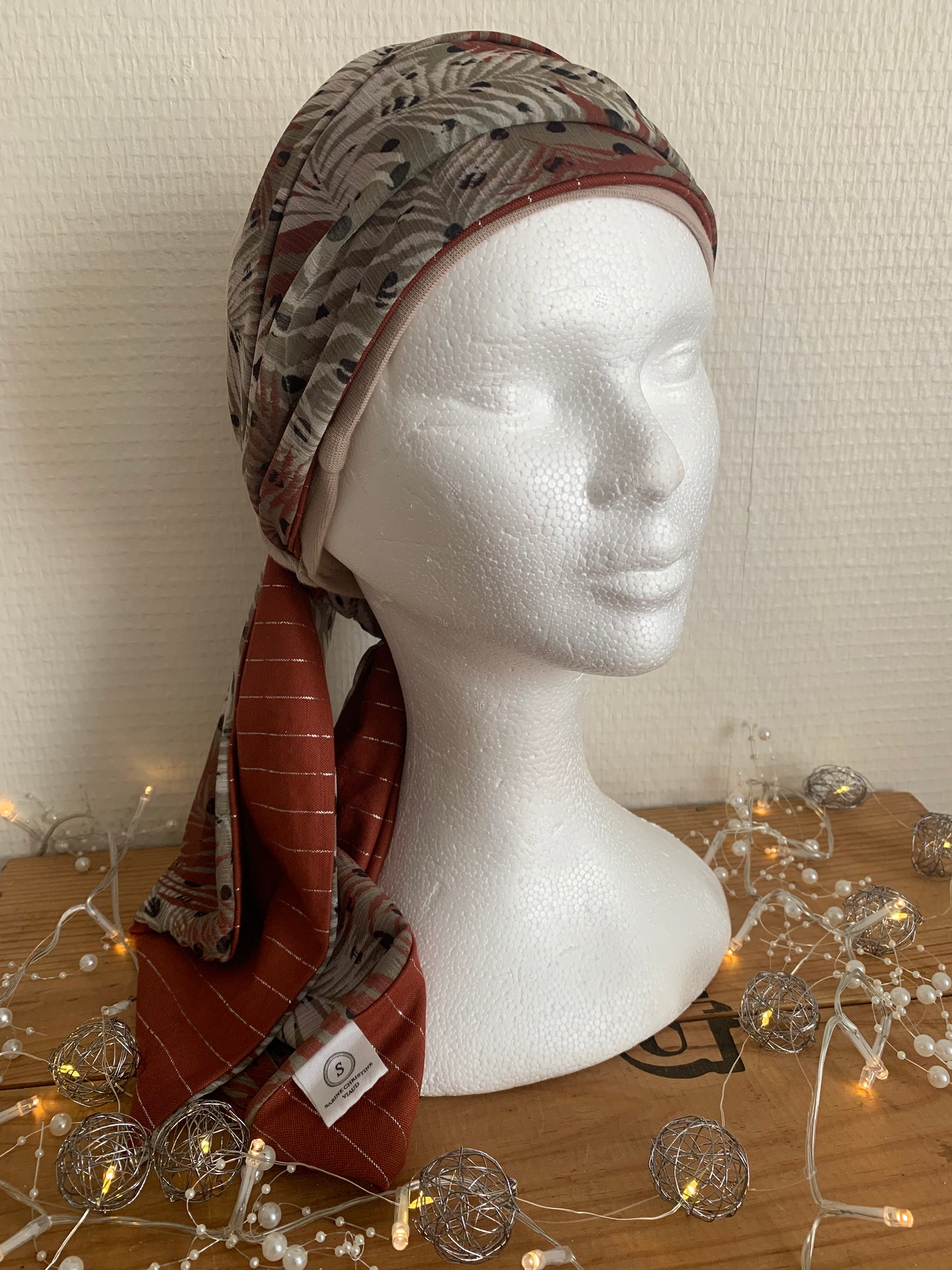 Sublimant 55 Ensemble bonnet de chimiothérapie/ Alopécie et son foulard REVERSIBLE