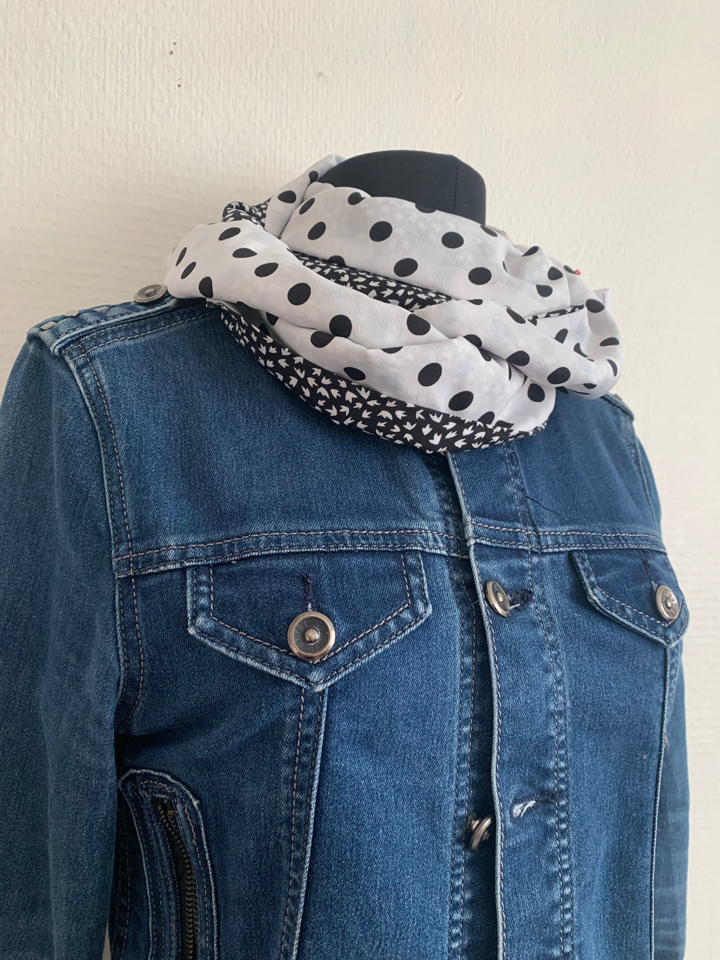 Pois de toi Double snood en viscose black & white