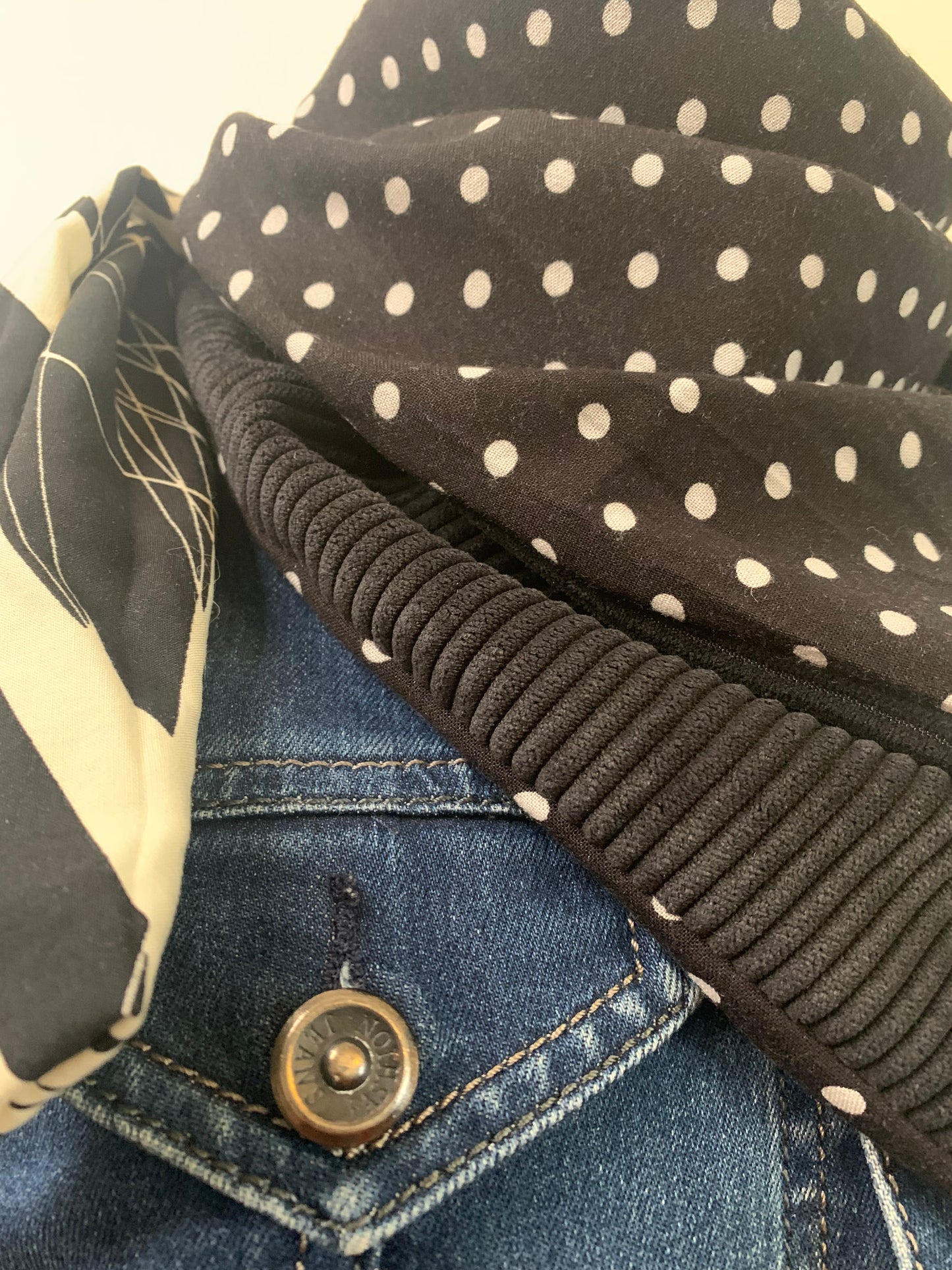 Lemimify Mini Foulard triangle REVERSIBLE Velours et viscose