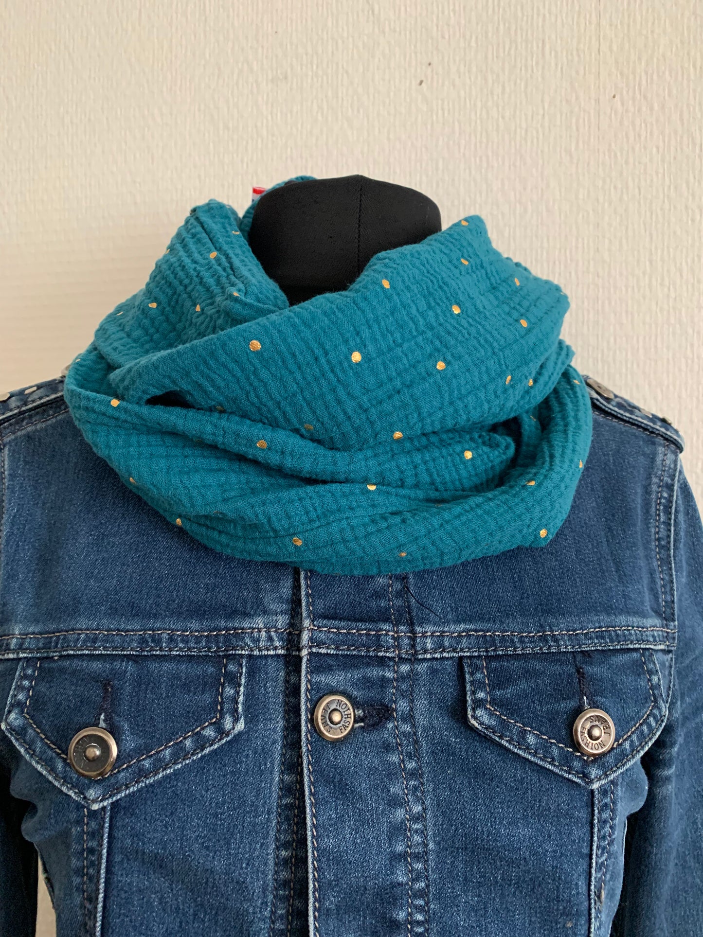 Gaze Bleue Double snood en double gaze pointes dorées