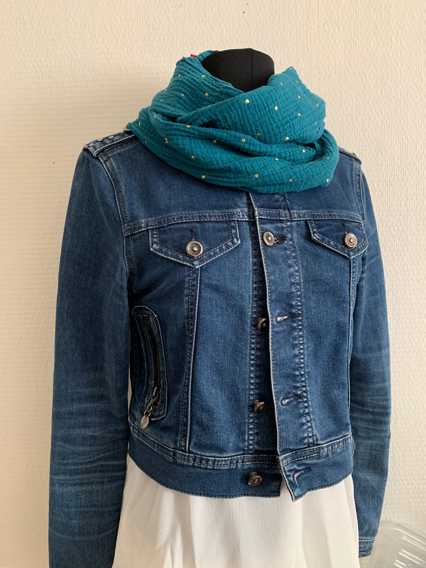 Gaze Bleue Double snood en double gaze pointes dorées