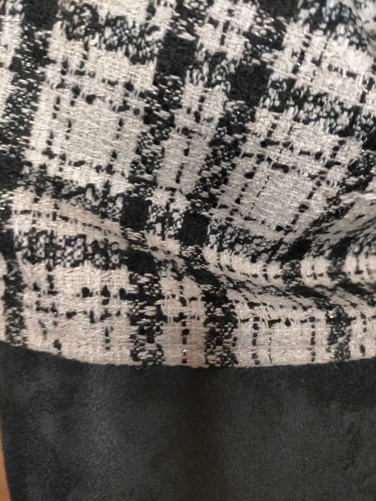 Sac seau Ecossais & Rouge lainage et liseret fin doré et suédine