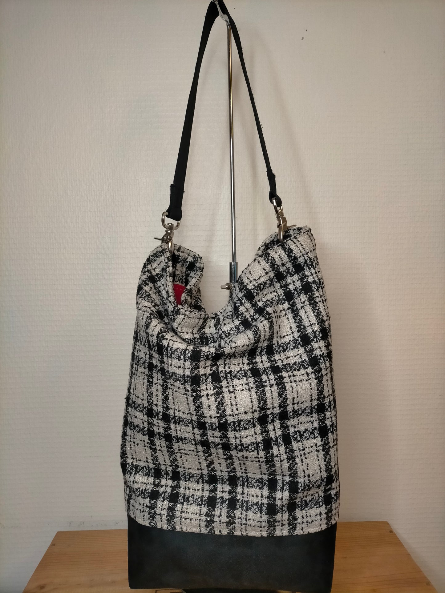 Sac seau Ecossais & Rouge lainage et liseret fin doré et suédine