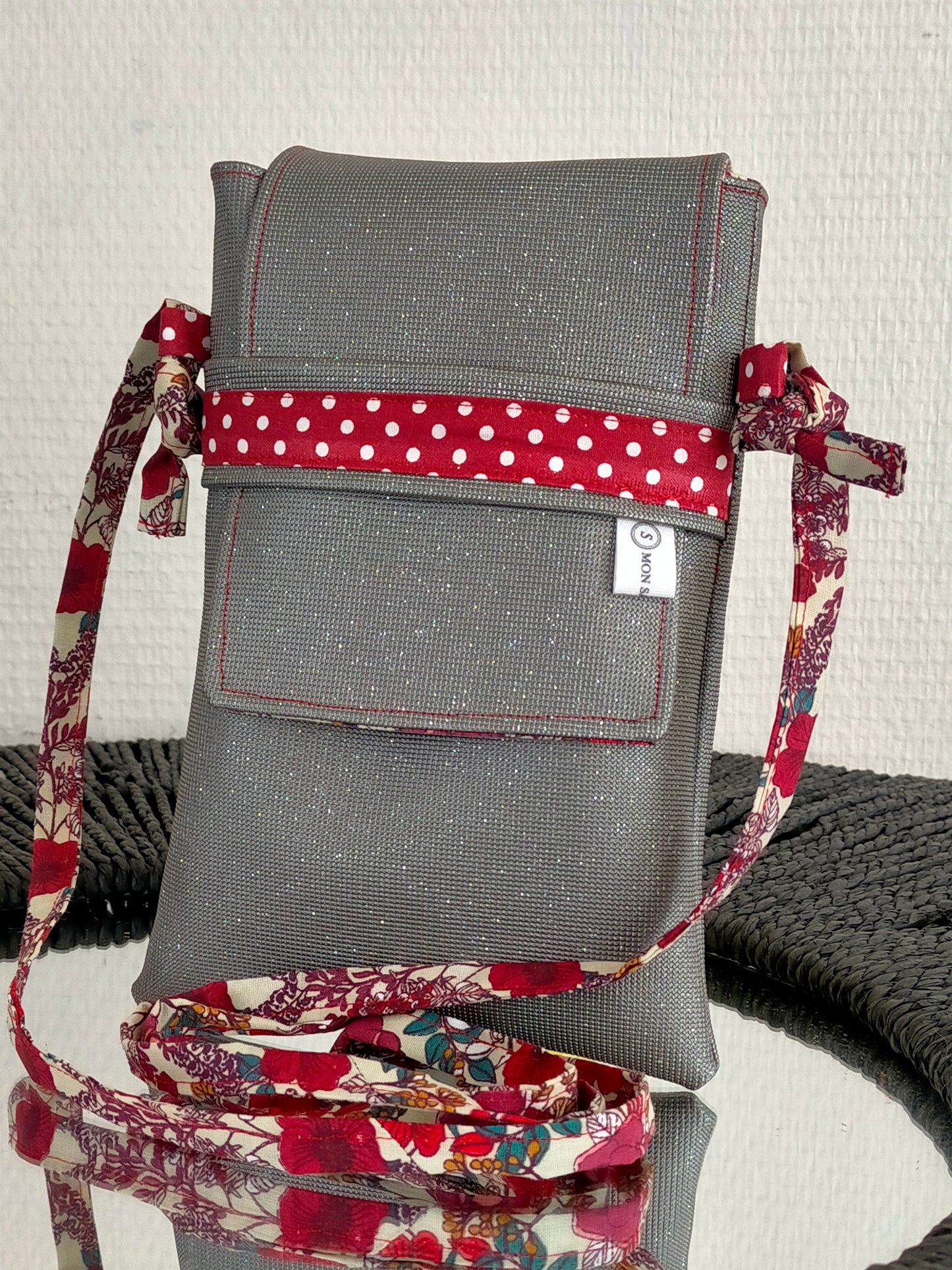 Accroche cœur Pochette en simili cuir à bandoulière