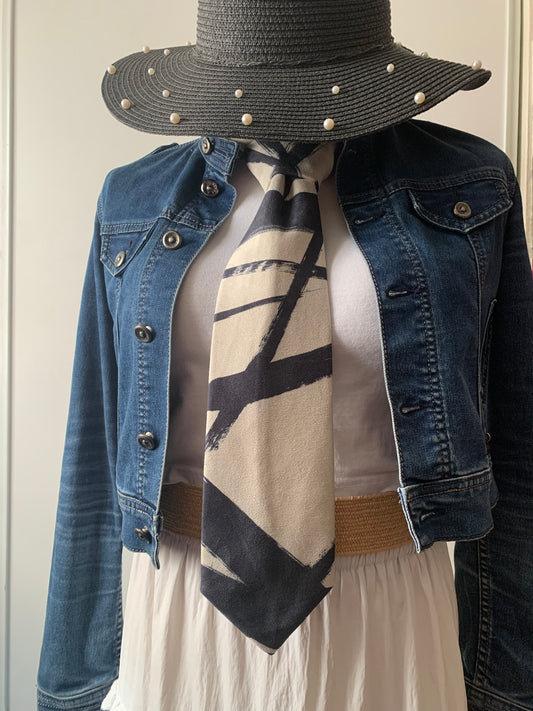Cravate & 28 Daim artificiel beige et noir