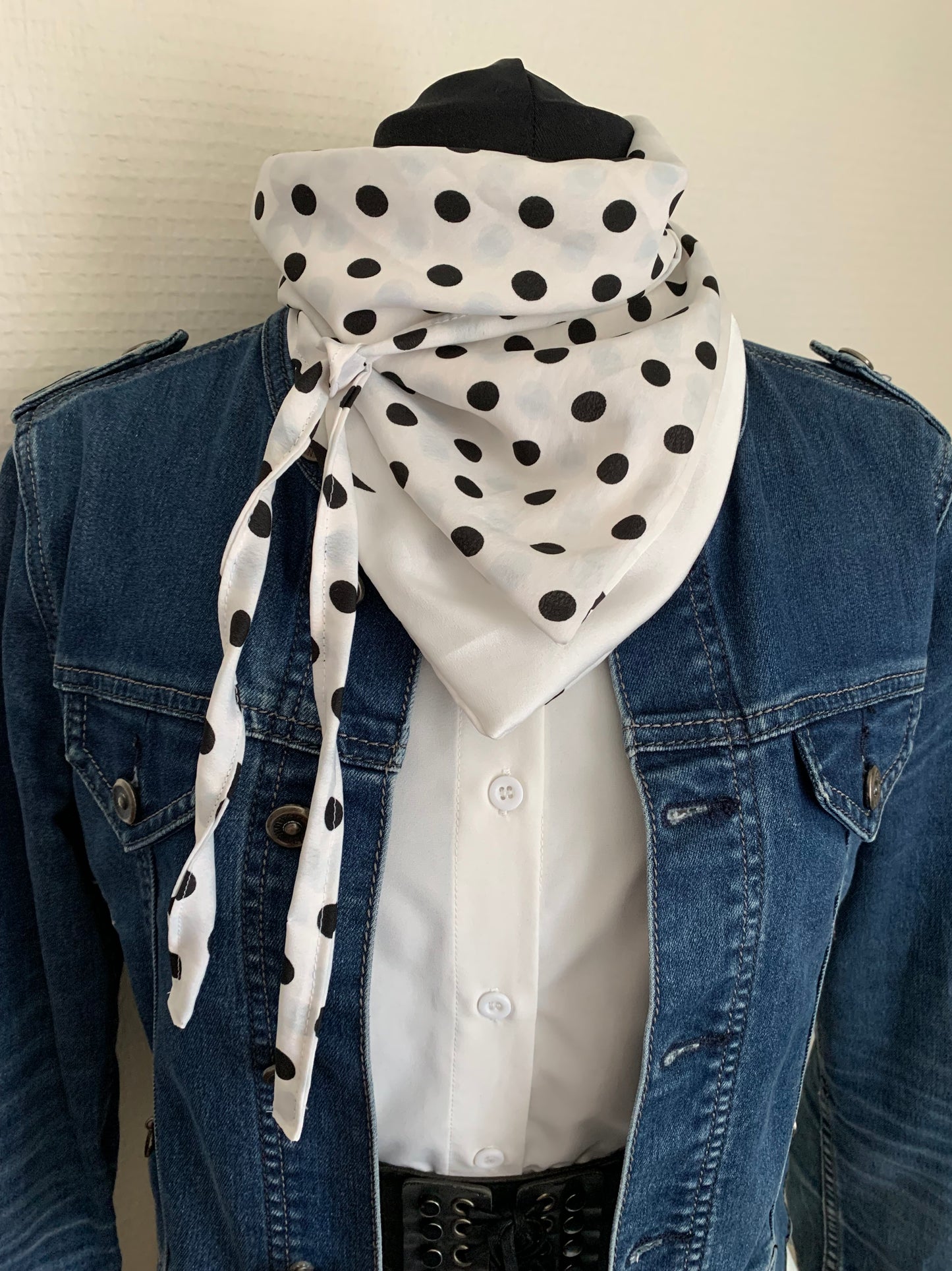 MIMI 28 Foulard bandana REVERSIBLE à lanières