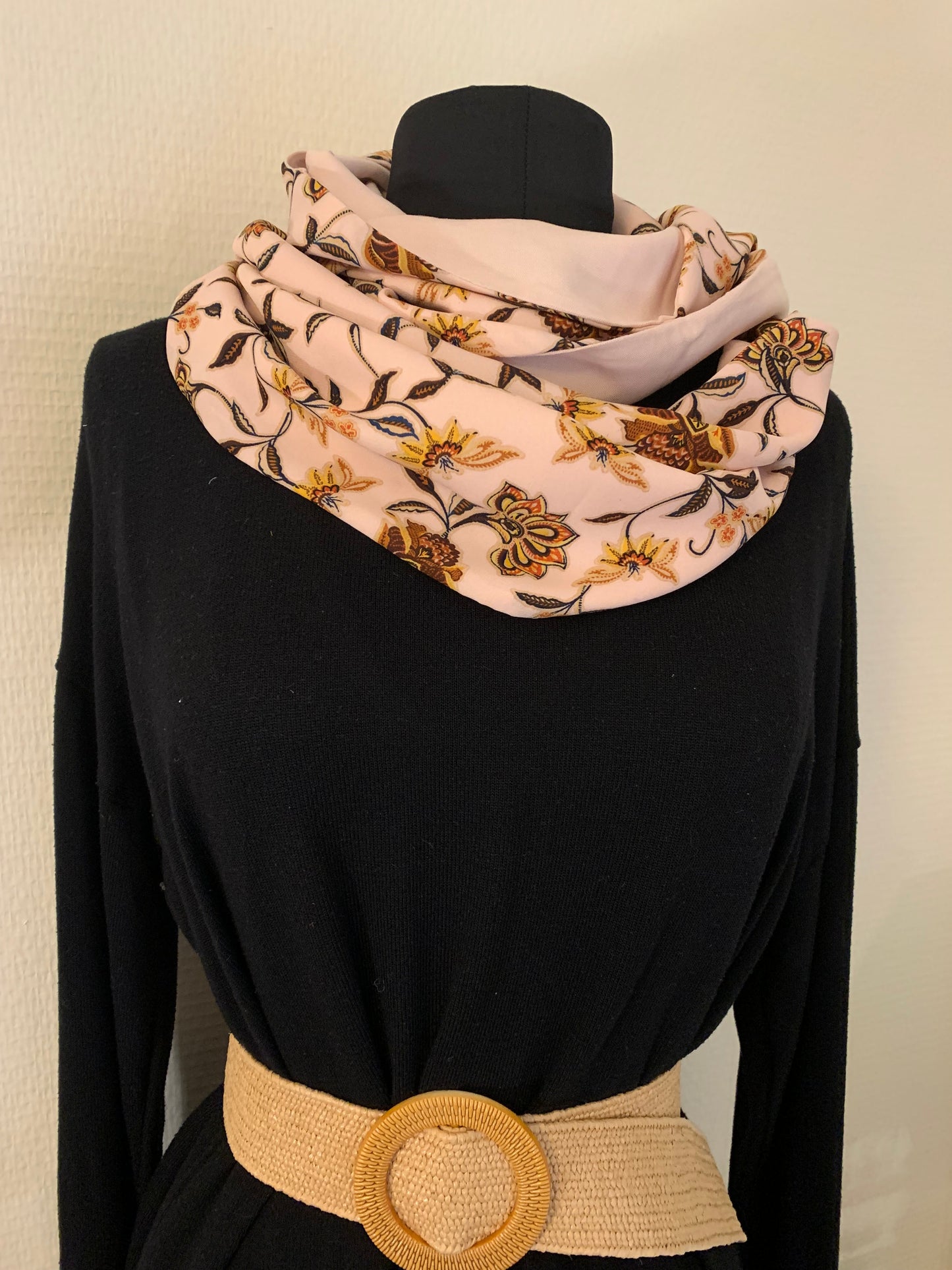 Radieuse Foulard  double tour de cou en viscose fleuri et uni