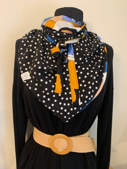 Katy Foulard triangle à lanières MODELE UNIQUE