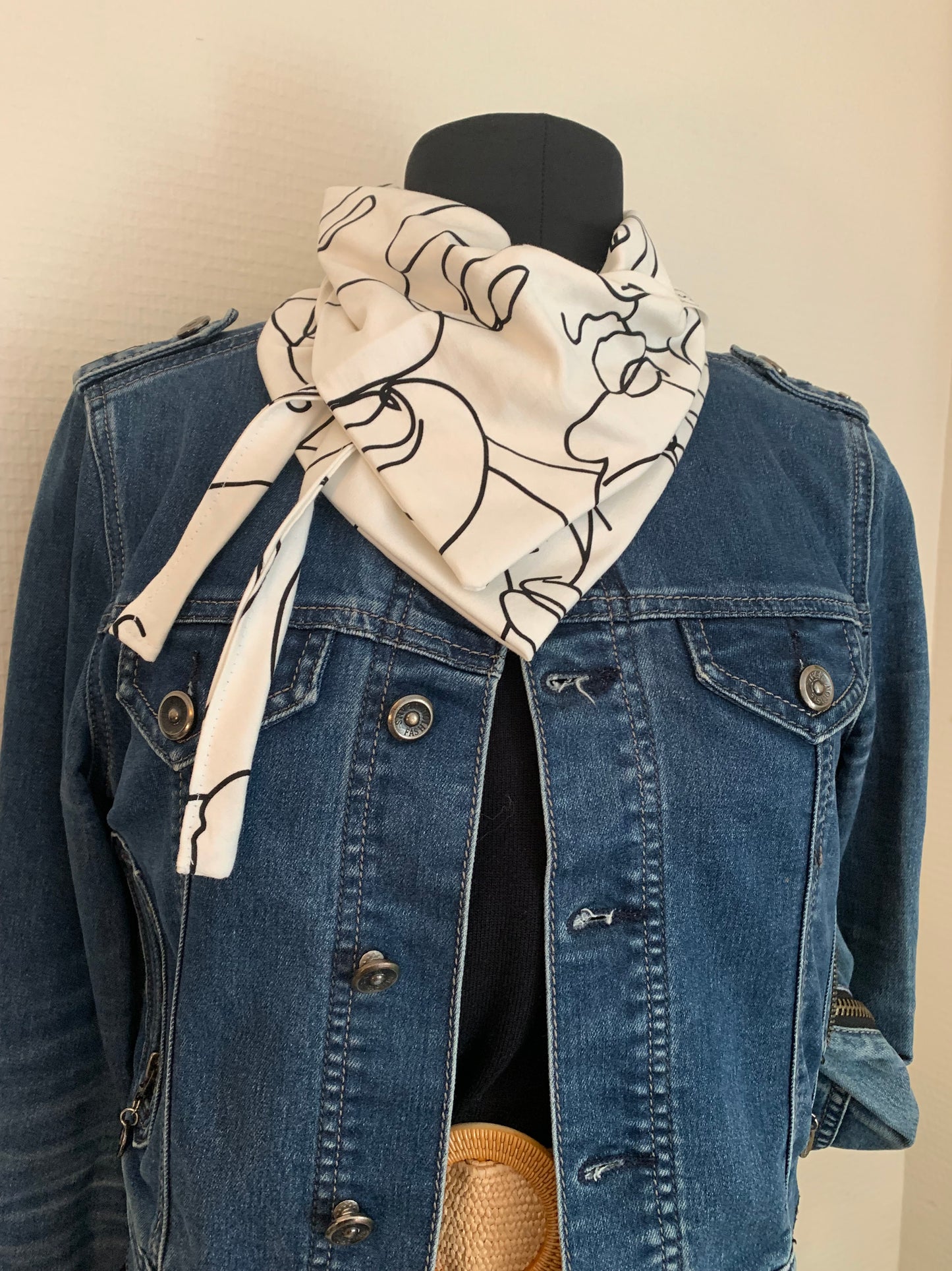 Mimi 21 Foulard façon bandana   MODÈLE UNIQUE