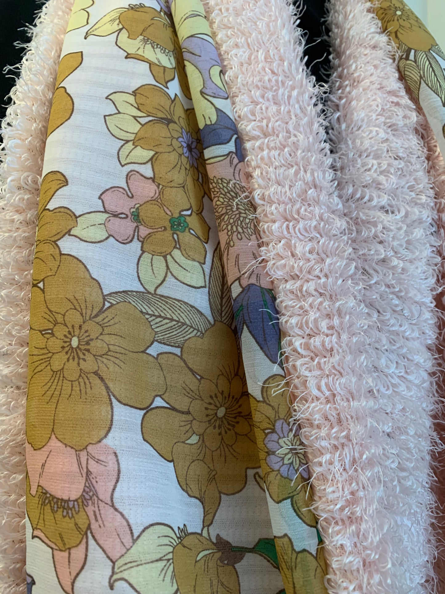 Plume Rosy Fausse fourrure et voile