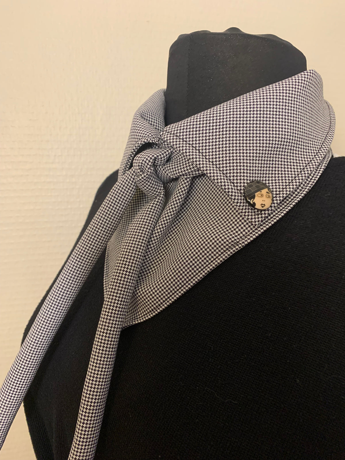 Foulard col # 10 Jacquard  mini pieds de poule