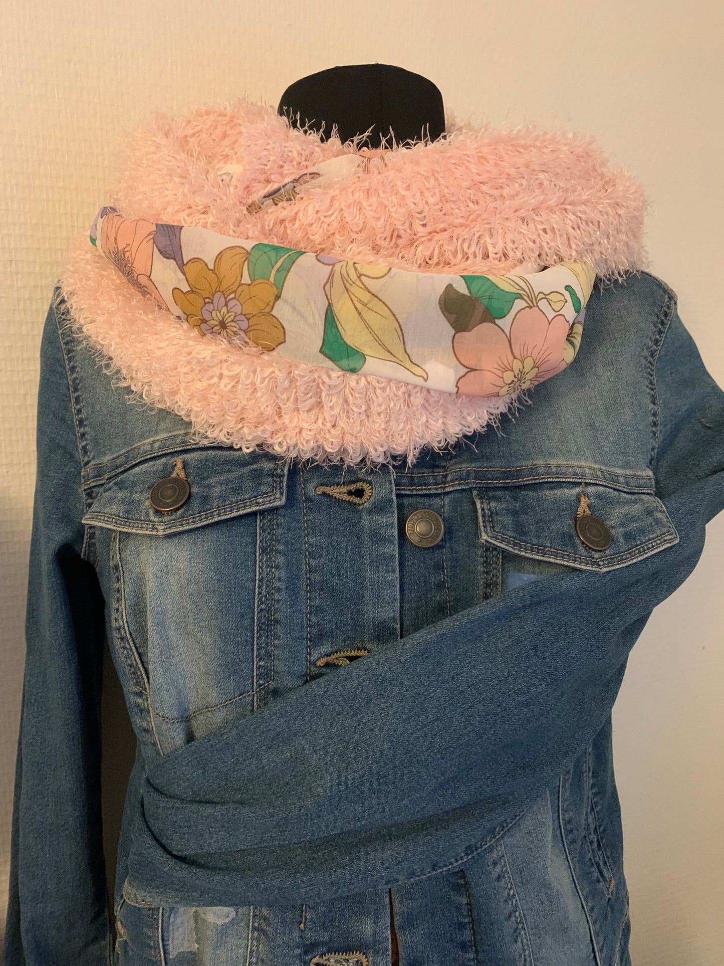 Plume Rosy Fausse fourrure et voile