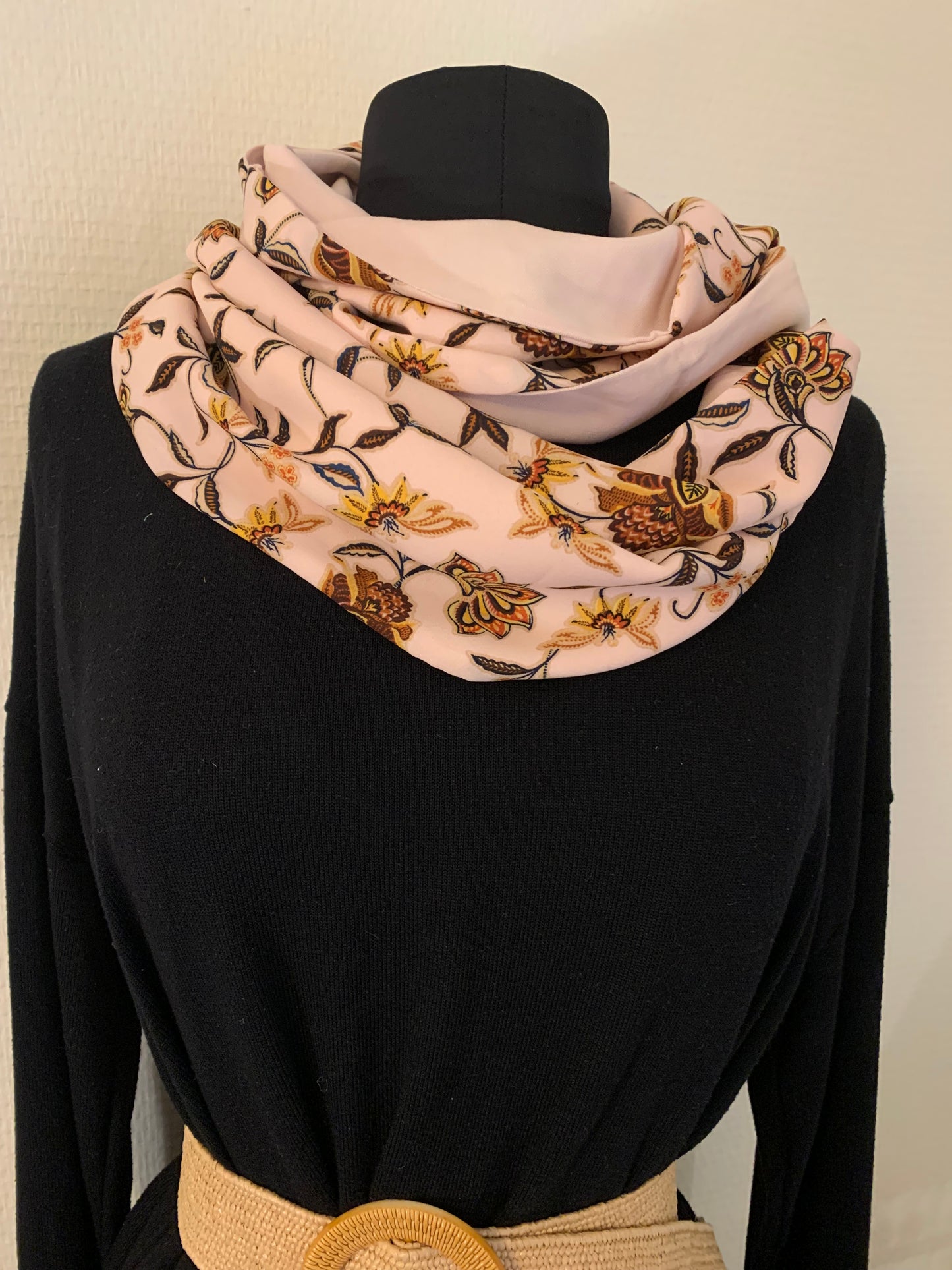 Radieuse Foulard  double tour de cou en viscose fleuri et uni