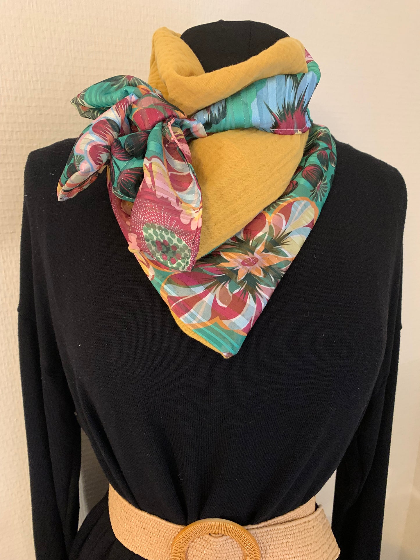 Mimi 22 Foulard façon bandana voile et double gaze MODÈLE  UNIQUE